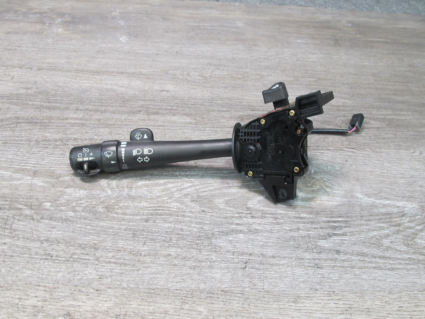2003-2007 Hummer H2 Steering Column Turn Signal Cruise Control Wiper Switch