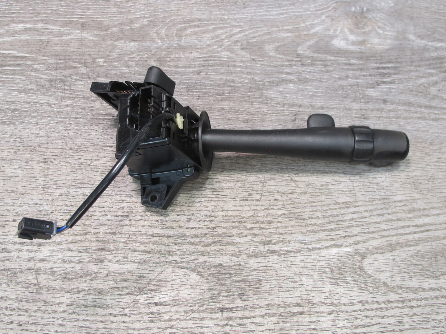2003-2007 Hummer H2 Steering Column Turn Signal Cruise Control Wiper Switch