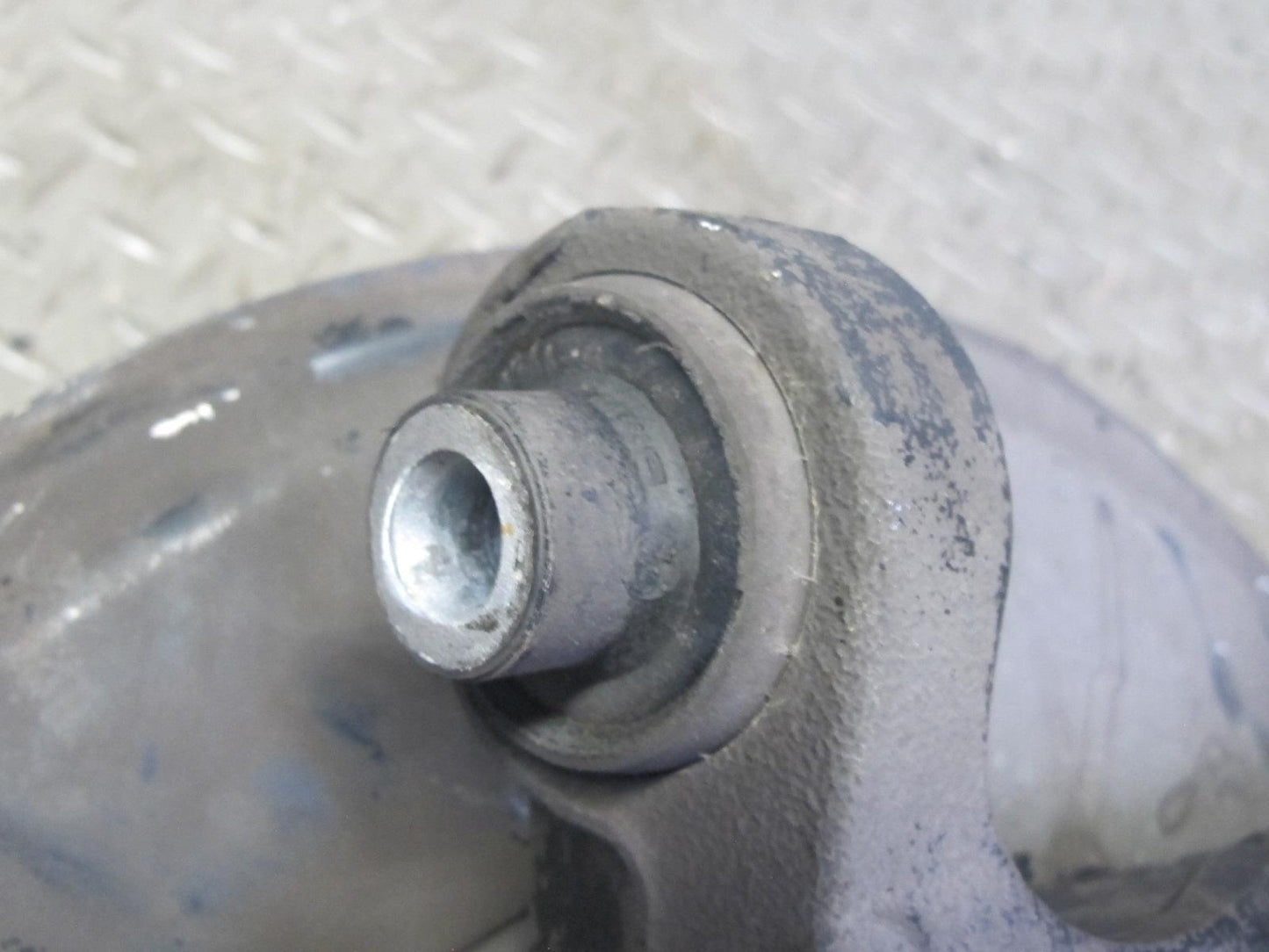 01-06 BMW E46 330i 330Ci RWD Rear Right Knuckle Wheel Hub Trailing Arm OEM