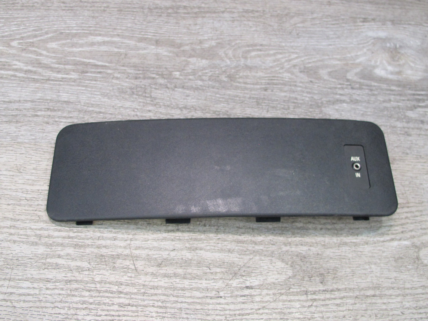 03-08 BMW E85 Z4 Dash Front Lower Trim Cover Panel w AUX Black 7053091 OEM