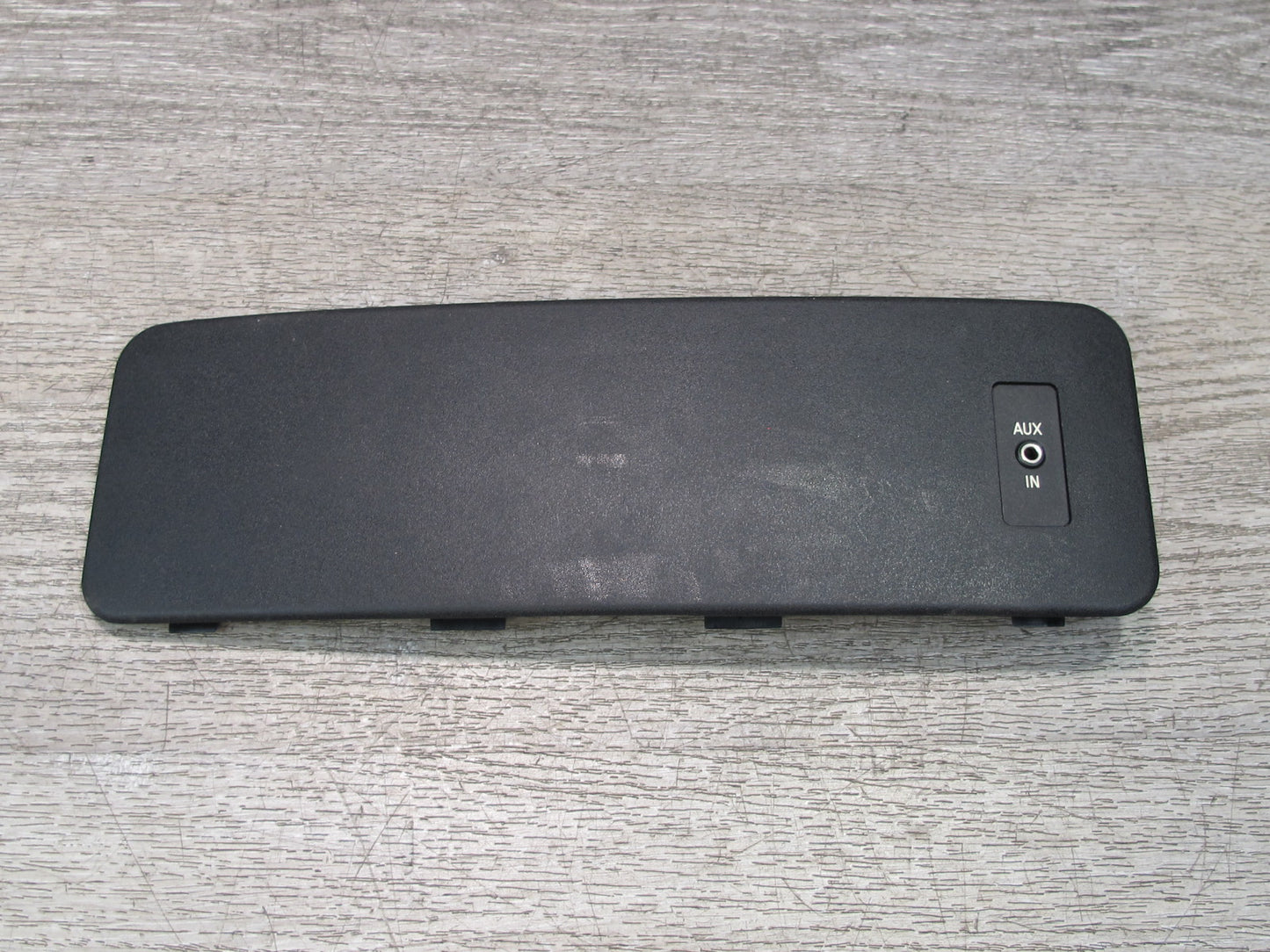 03-08 BMW E85 Z4 Dash Front Lower Trim Cover Panel w AUX Black 7053091 OEM