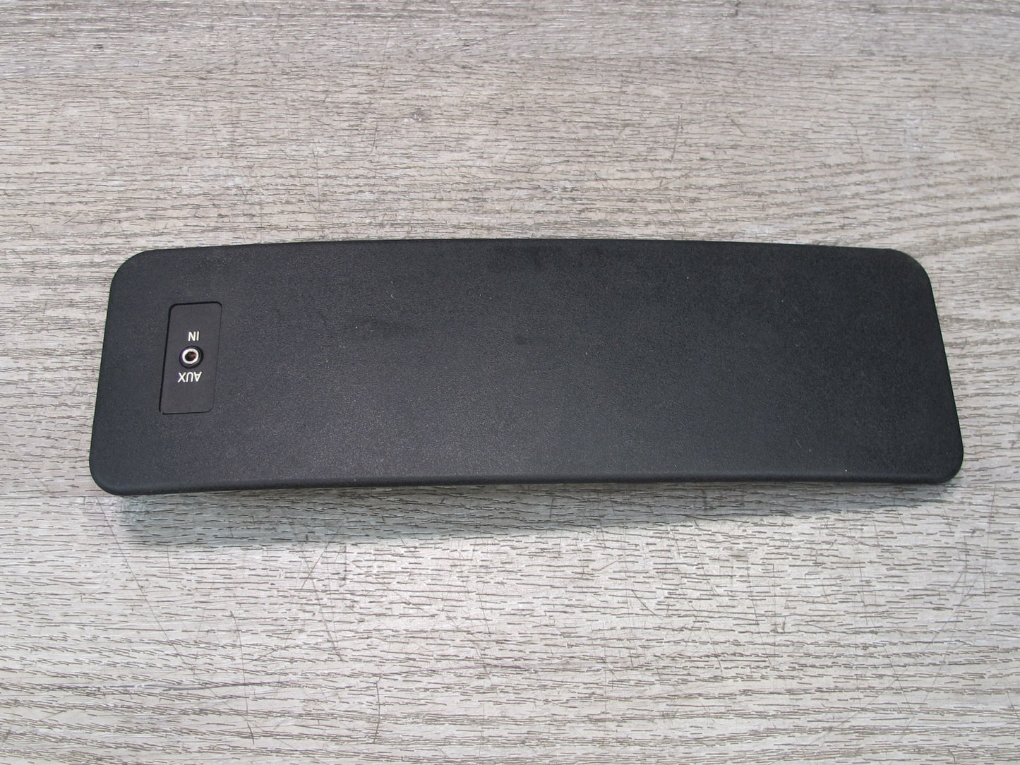 03-08 BMW E85 Z4 Dash Front Lower Trim Cover Panel w AUX Black 7053091 OEM