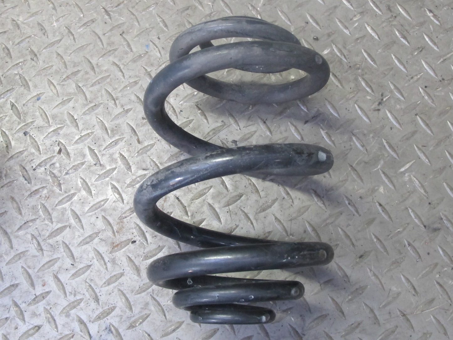 01-06 BMW E46 330Ci ZHP Coupe Set of 2 Rear Left & Right Sport Coil Spring OEM