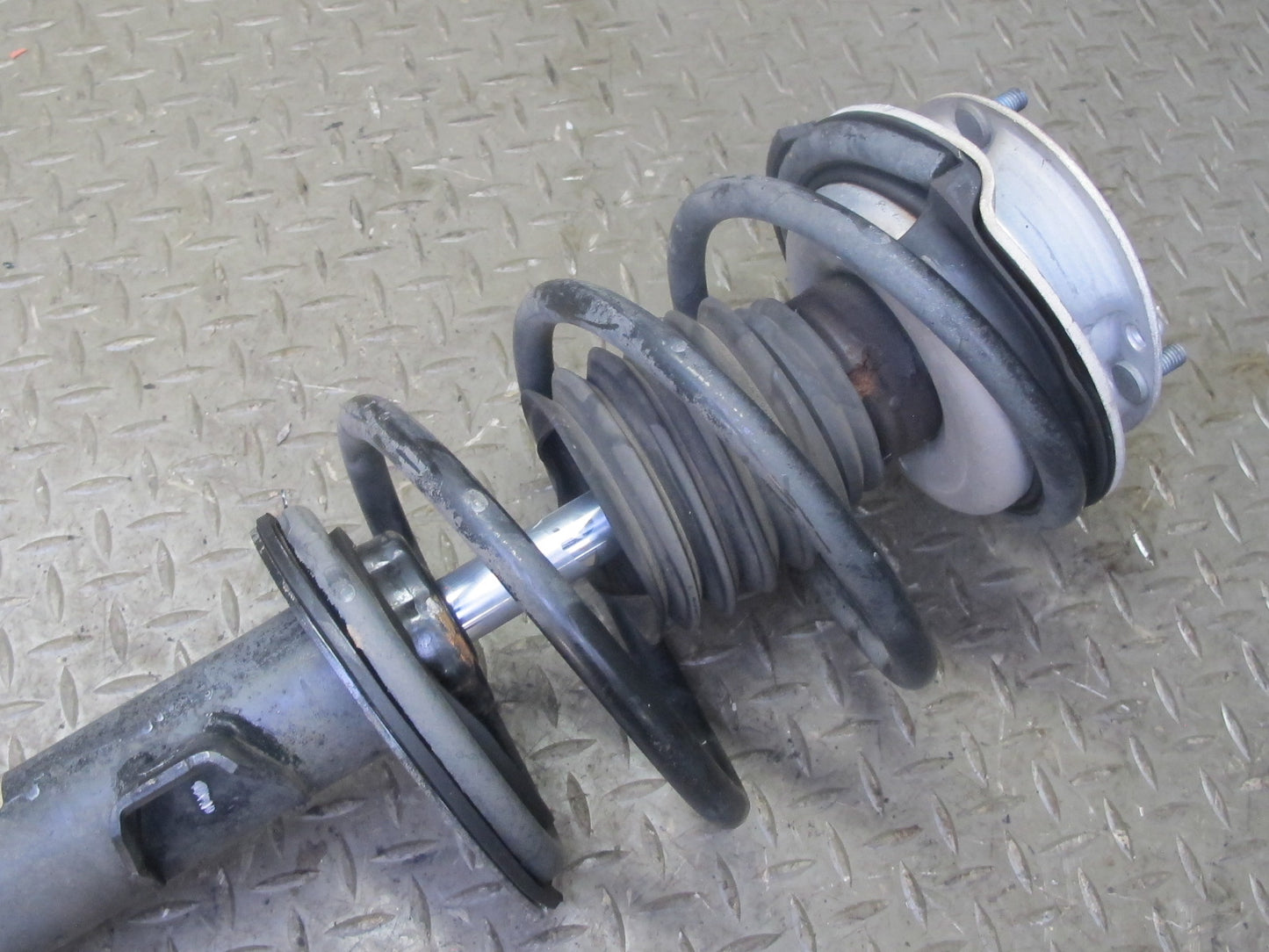 01-06 BMW E46 330Ci ZHP Sedan Coupe Front Right Sport Strut Shock Absorber OEM