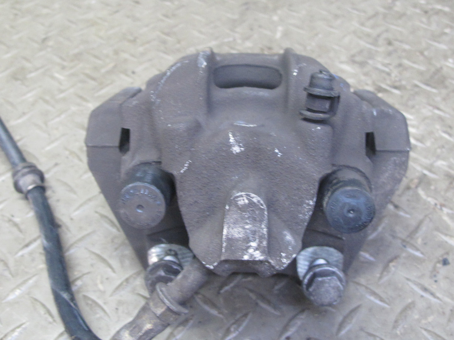 01-06 BMW E46 330i 330Ci RWD Set of 2 Rear Left & Right Brake Caliper OEM