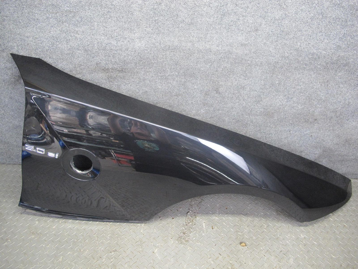 03-08 BMW E85 Z4 Front Right Fender Shell Cover Panel Black OEM