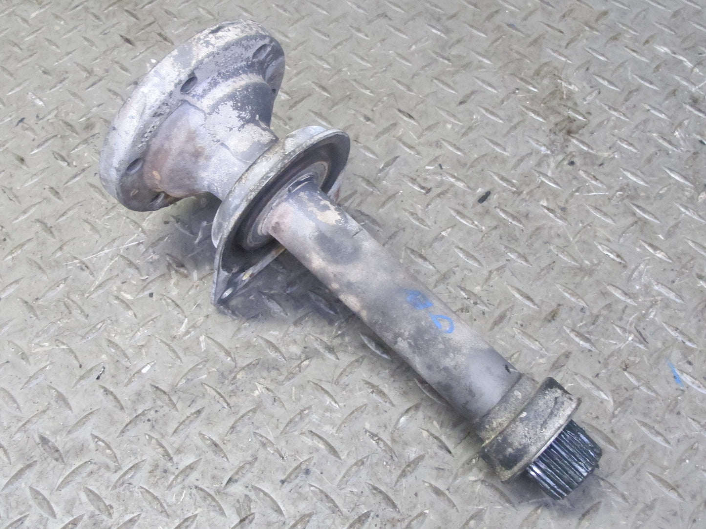 99-03 VW Eurovan T4 2.8L Transmission Right Flange Shaft 77K Mile 01P409356A OEM