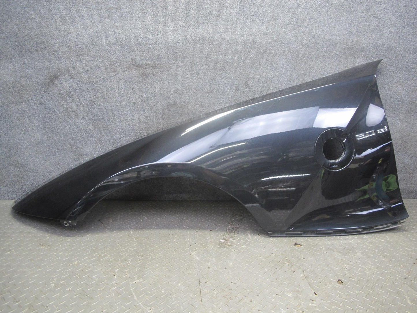 03-08 BMW E85 Z4 Front Left Fender Shell Cover Panel Black OEM