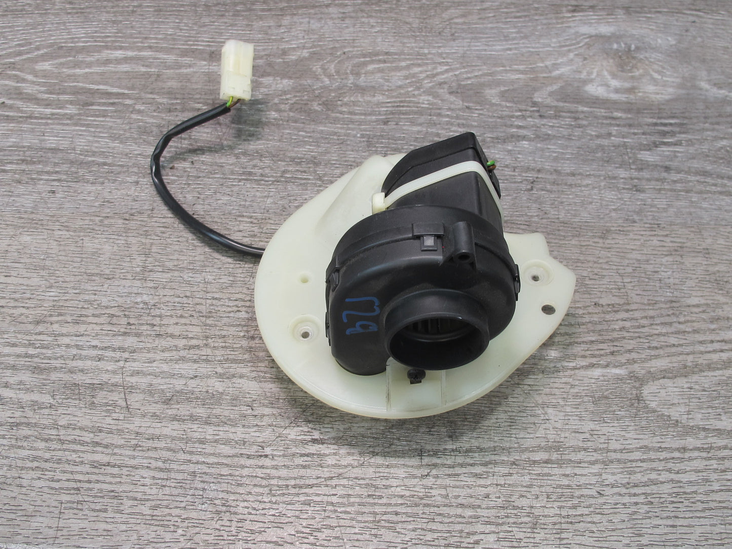 03-08 BMW E86 E85 Z4 Engine ECU ECM Cooling Fan Blower Motor OEM
