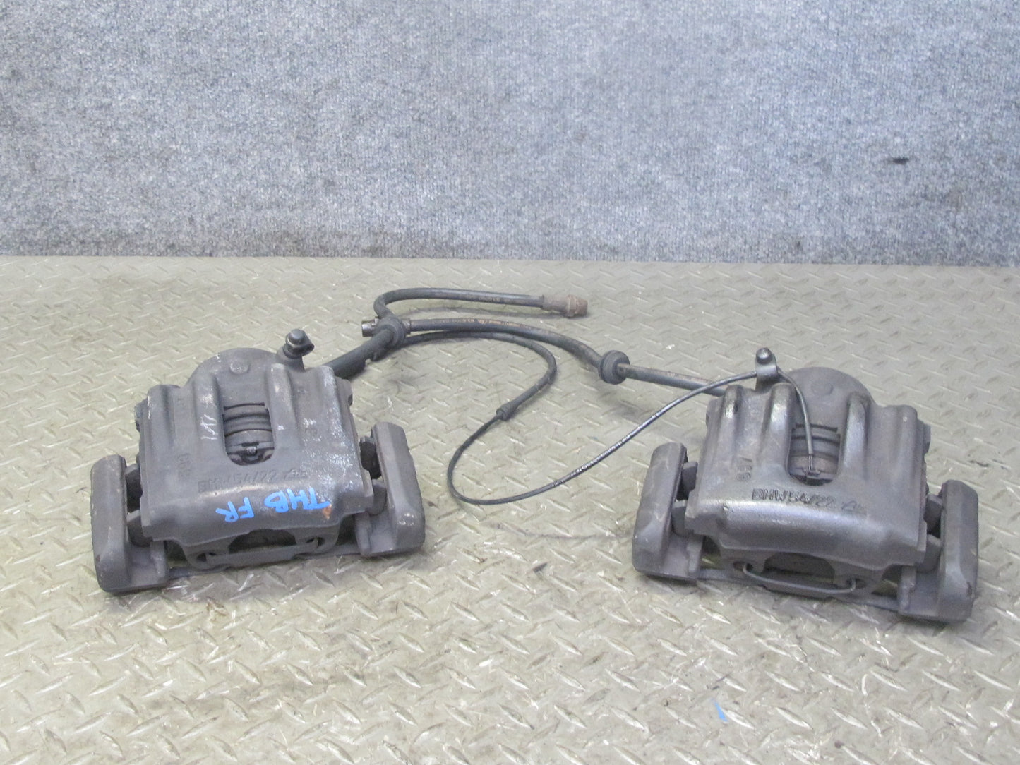 96-99 BMW E36 328iC Convertible Front Left & Right Brake Caliper Set 50K OEM