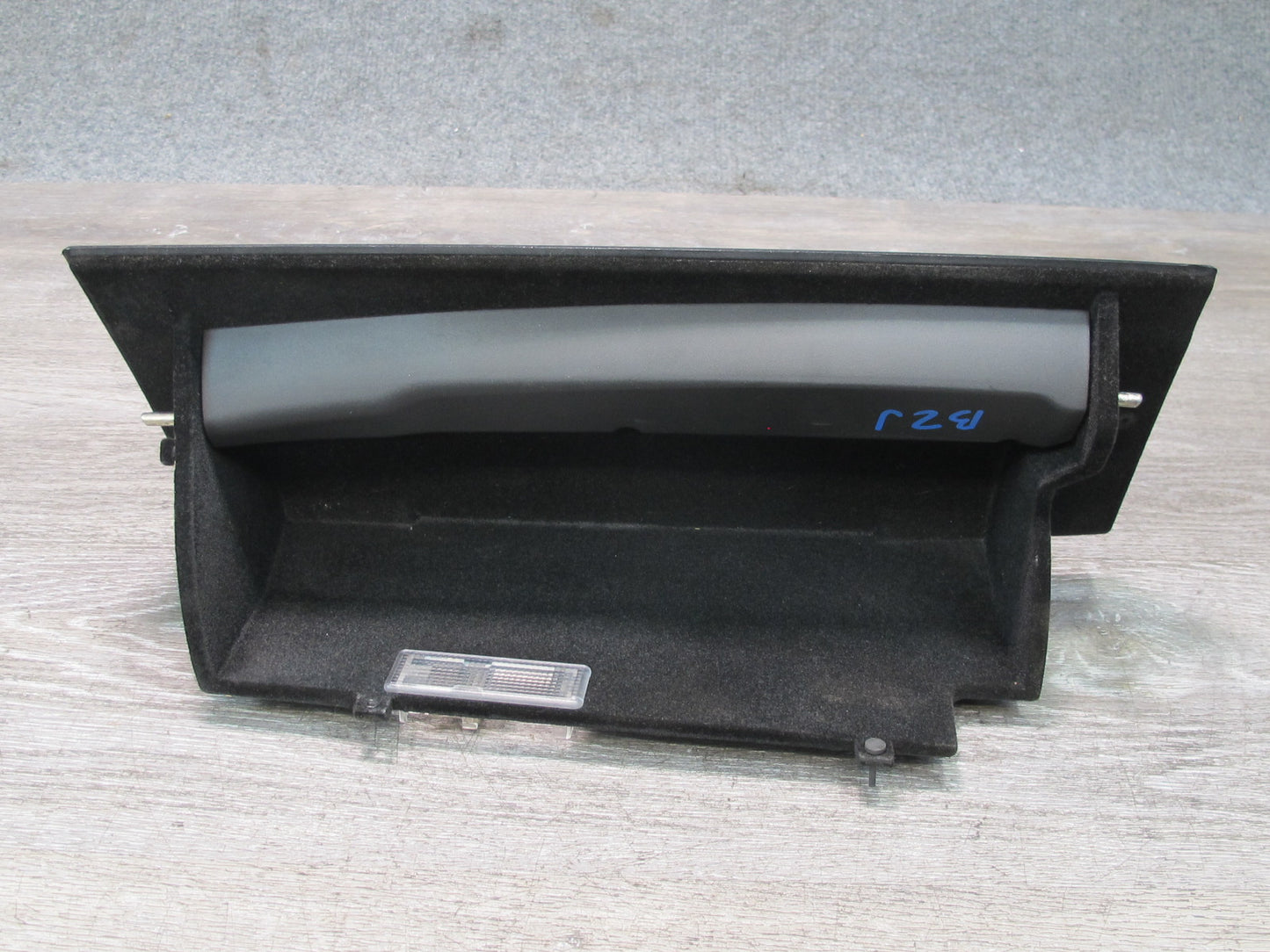 06-08 BMW E86 E85 Z4 Dash Front Right Glove Box Compartment Storage Black OEM
