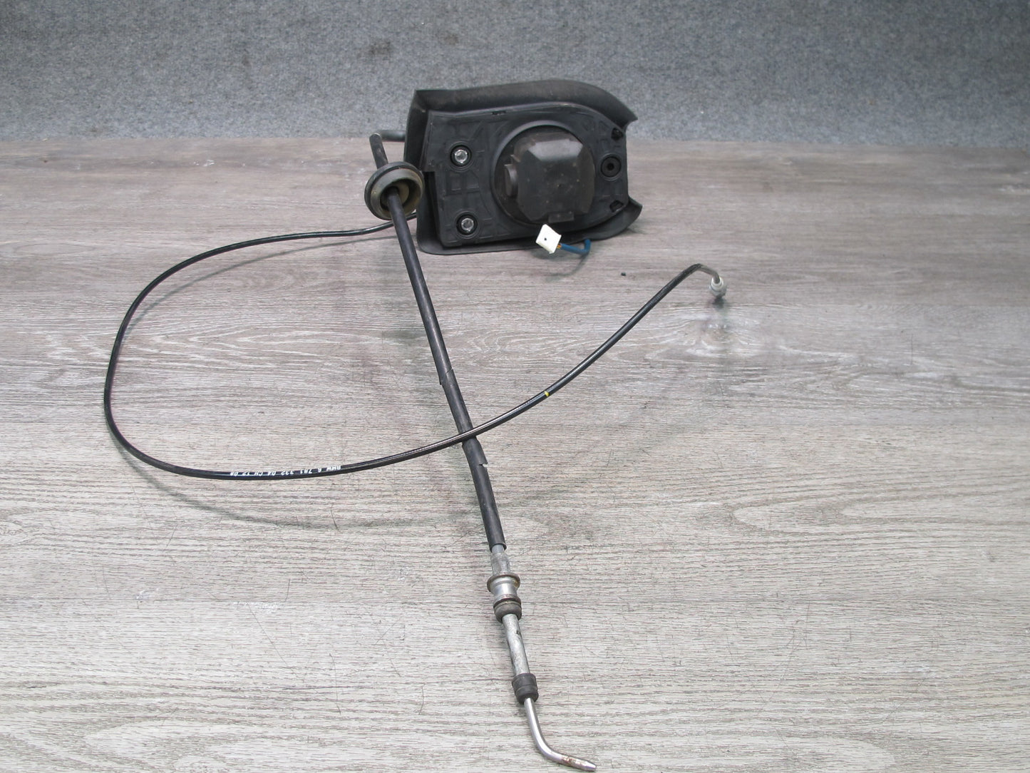 06-08 BMW E85 Z4 3.0L A/T Automatic Transmission Shifter w Knob & Cable Assy OEM