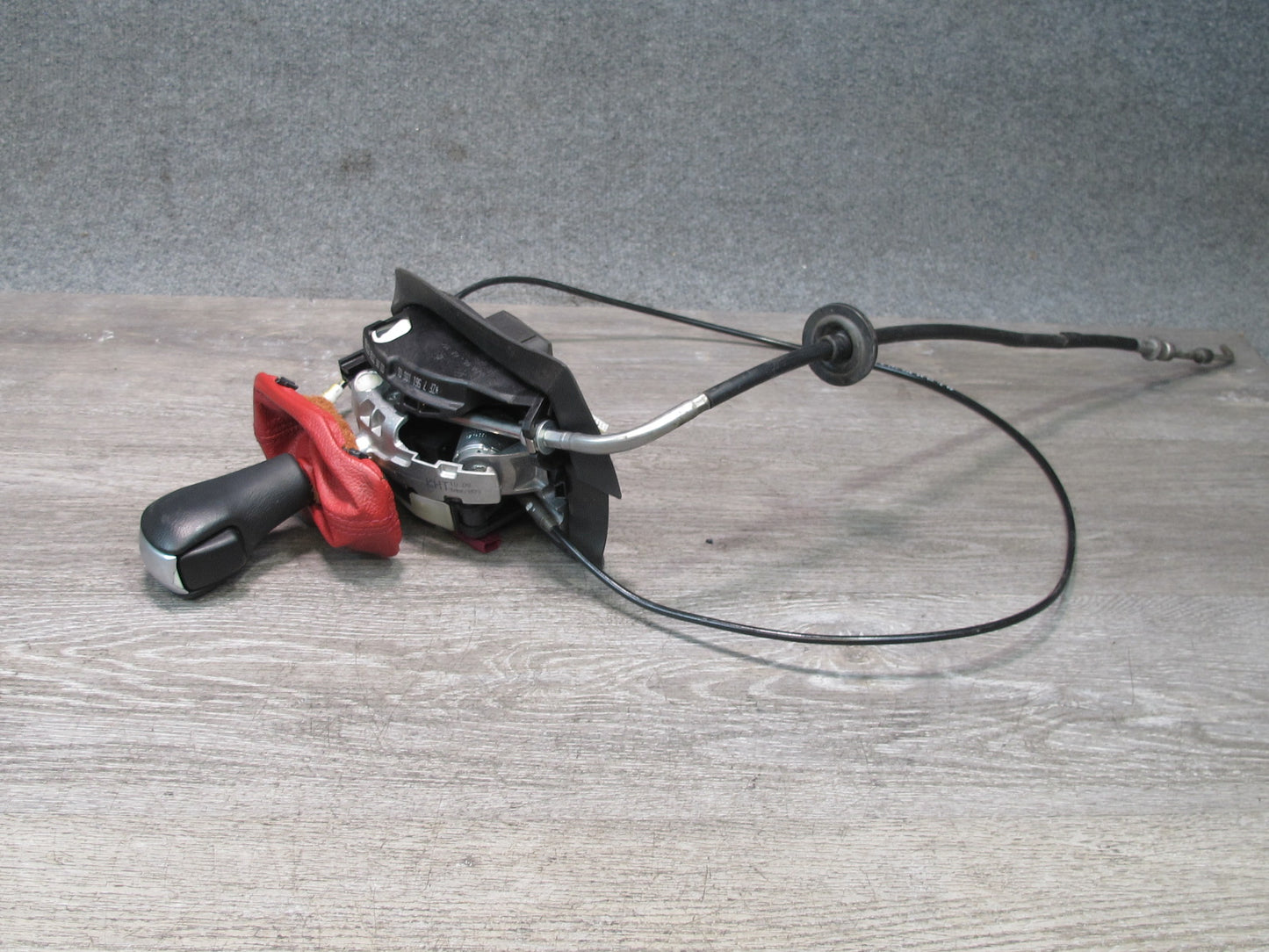 06-08 BMW E85 Z4 3.0L A/T Automatic Transmission Shifter w Knob & Cable Assy OEM