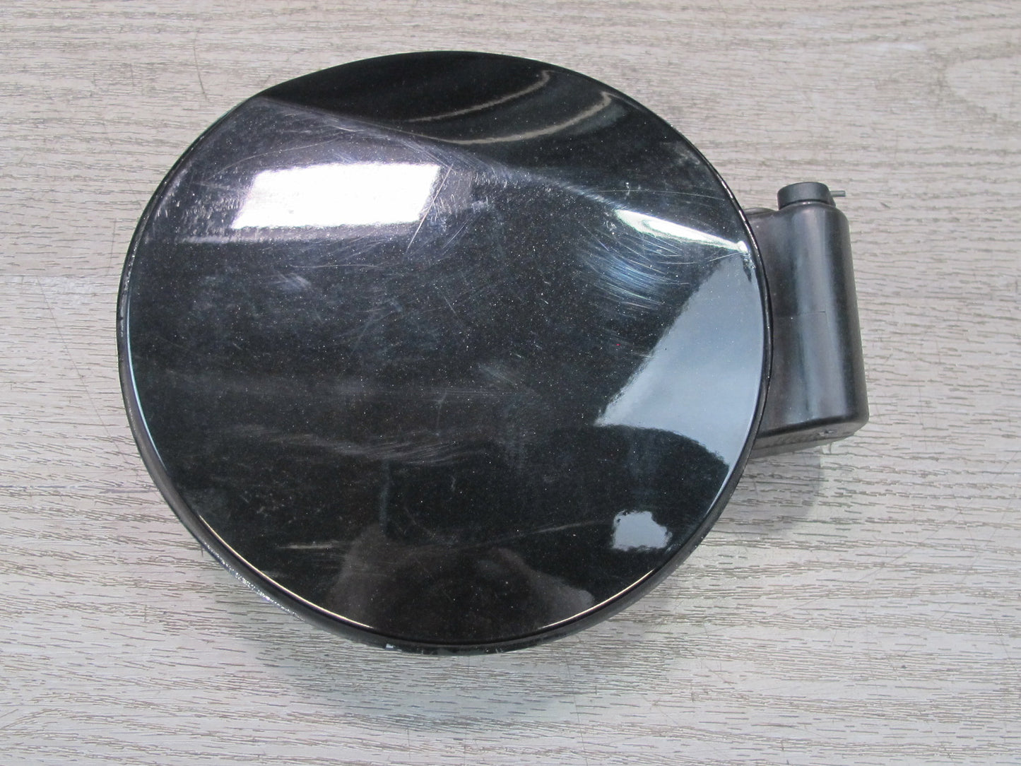 03-08 BMW E85 Z4 Fuel Door Lid Cover w Housing Black OEM