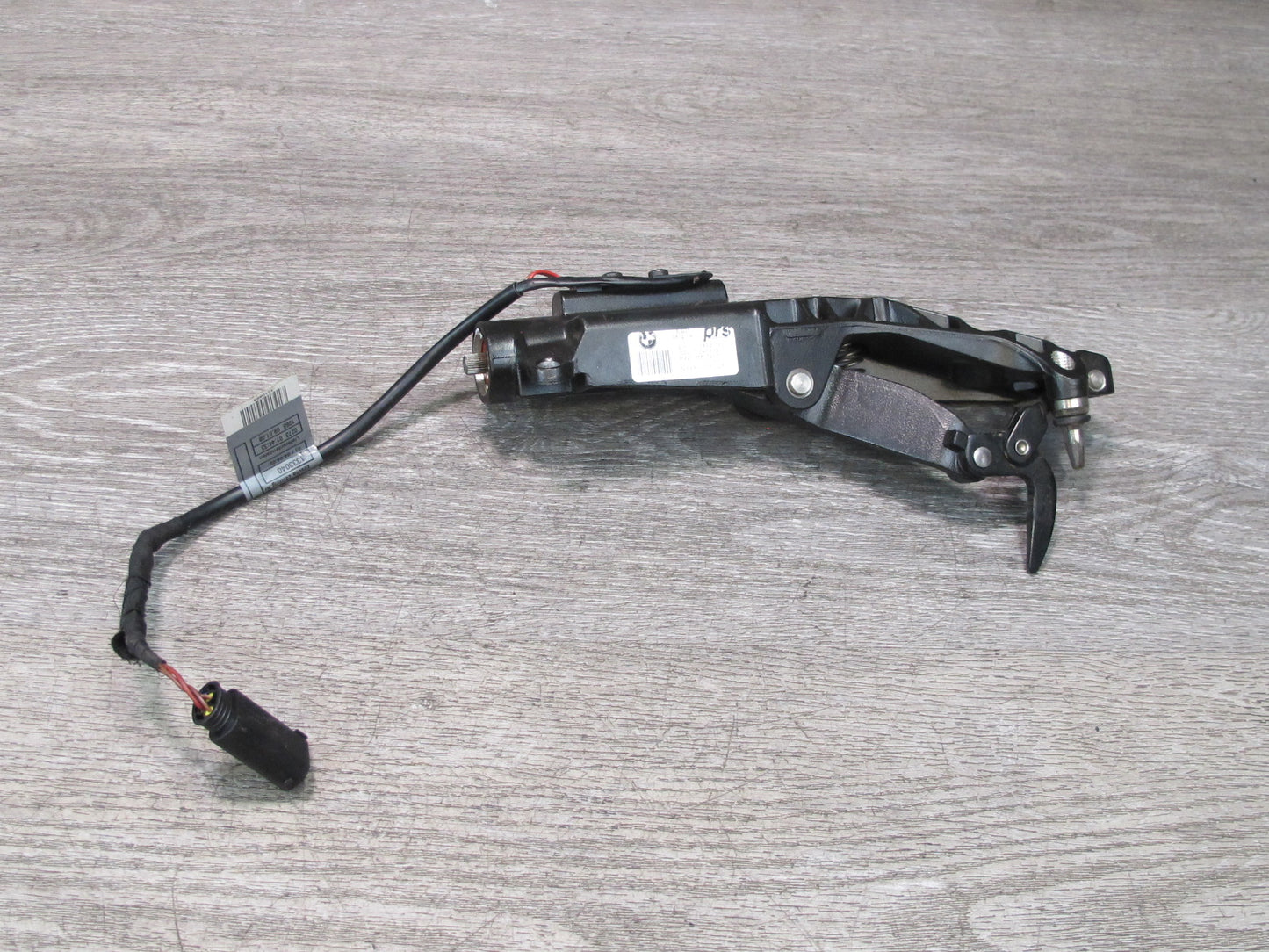 03-08 BMW E85 Z4 Left & Right TOP Lock Latch Mechanism w Hose Line Set OEM