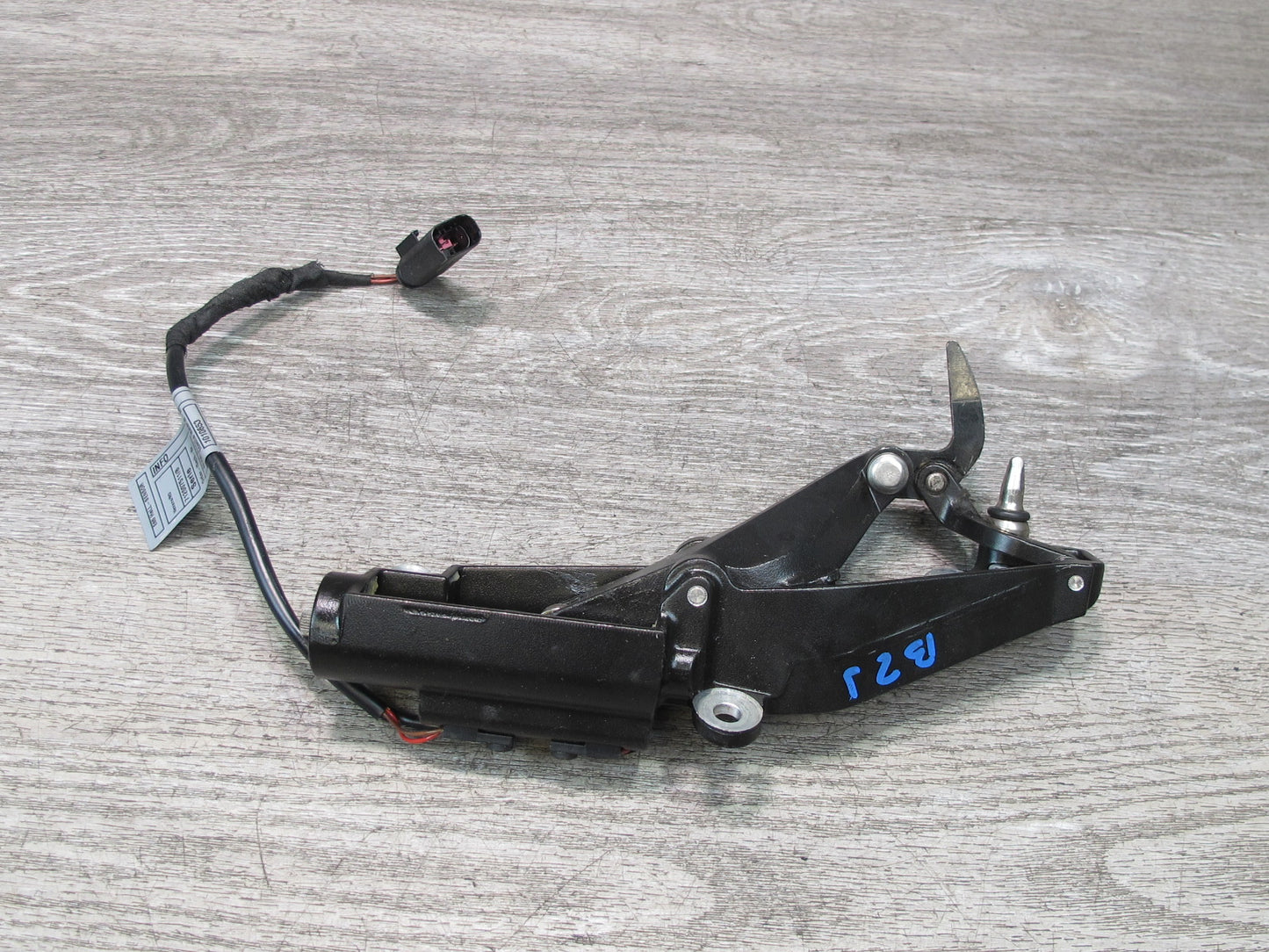 03-08 BMW E85 Z4 Left & Right TOP Lock Latch Mechanism w Hose Line Set OEM