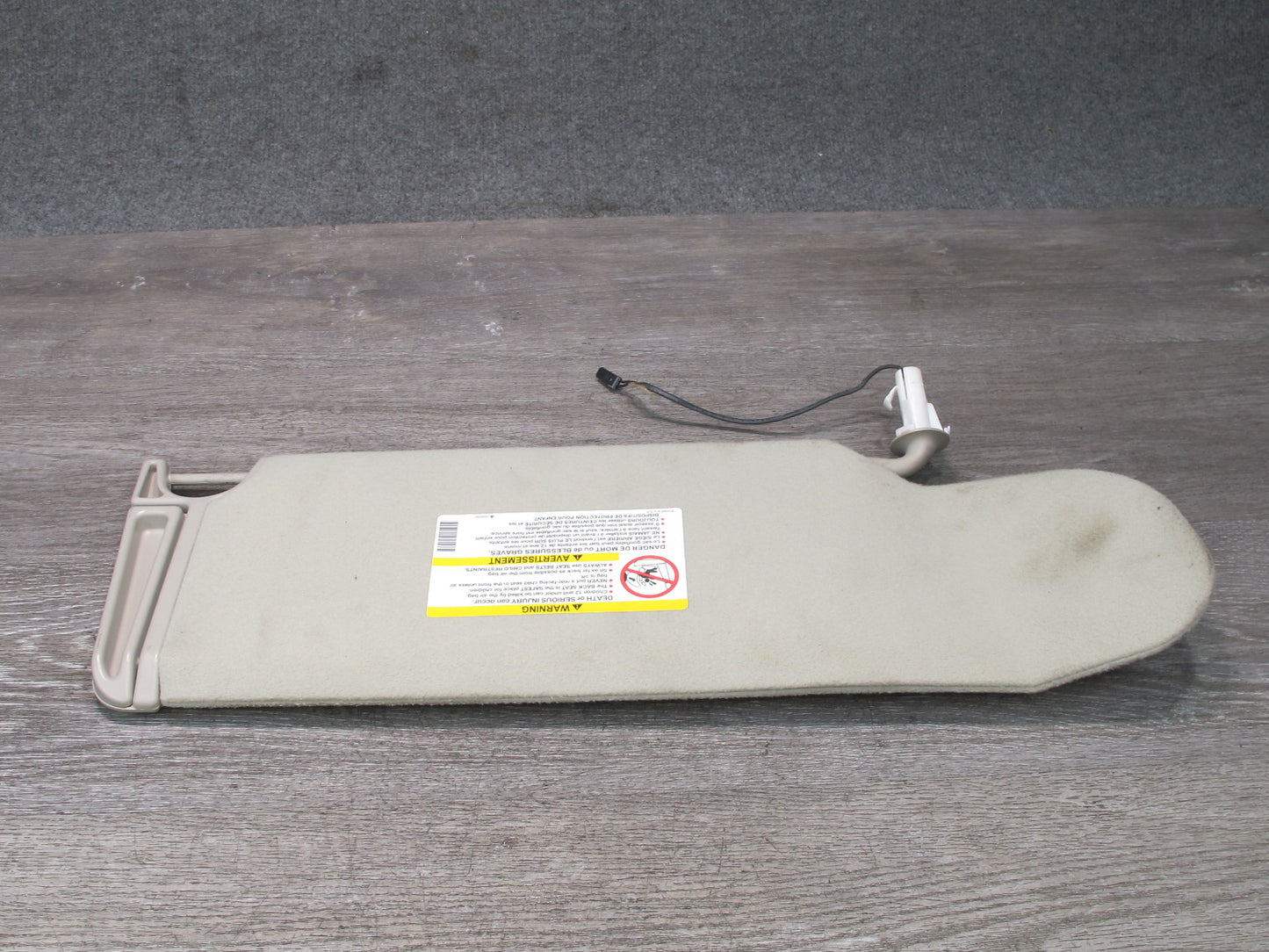 2003-2007 Hummer H2 Front Left & Right Sun Visor Shade Set of 2