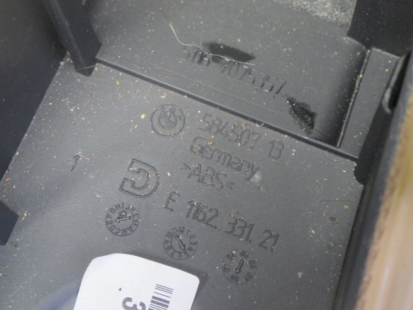 2008 BMW E90 E92 E93 M3 Center Console Trim Cover Panel w Armrest