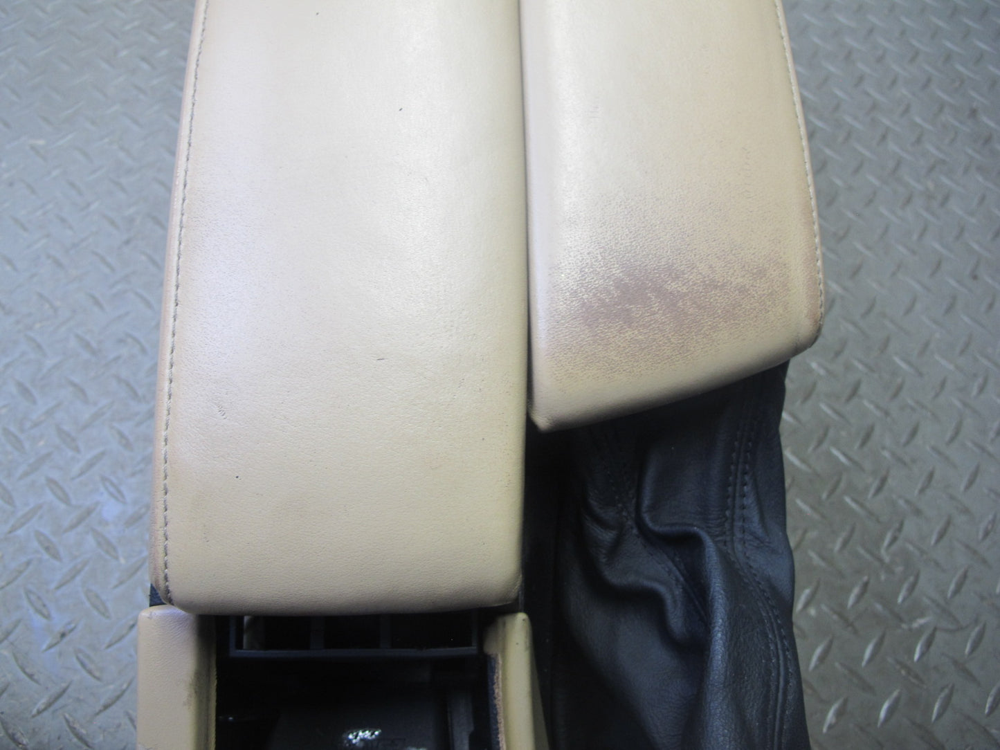 2008 BMW E90 E92 E93 M3 Center Console Trim Cover Panel w Armrest