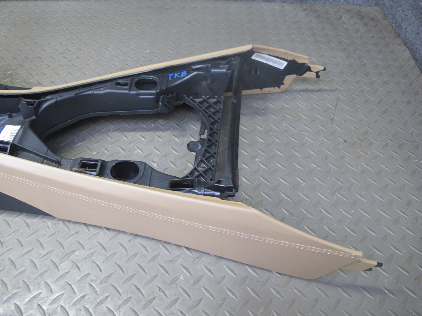 2008 BMW E90 E92 E93 M3 Center Console Trim Cover Panel w Armrest
