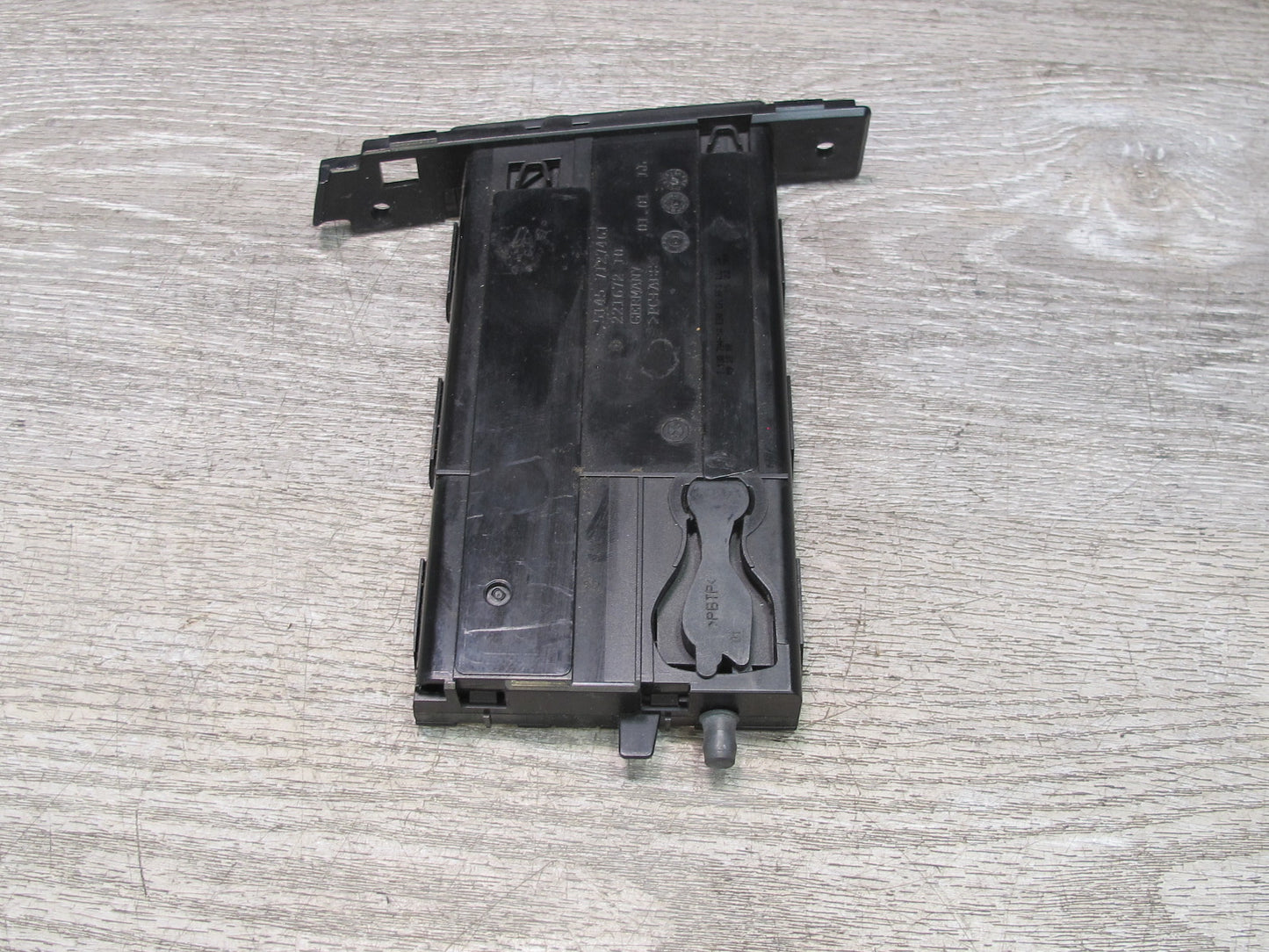 2008-2013 BMW E90 E92 E93 M3 328i 335i Dash Front Right CUP Holder 7127461