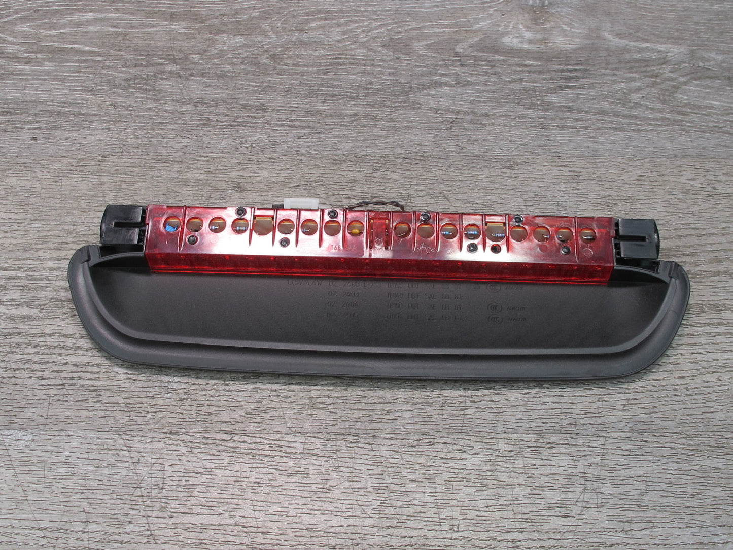 2008-2011 BMW E90 M3 328i 335i Rear Third 3RD Brake Light Lamp