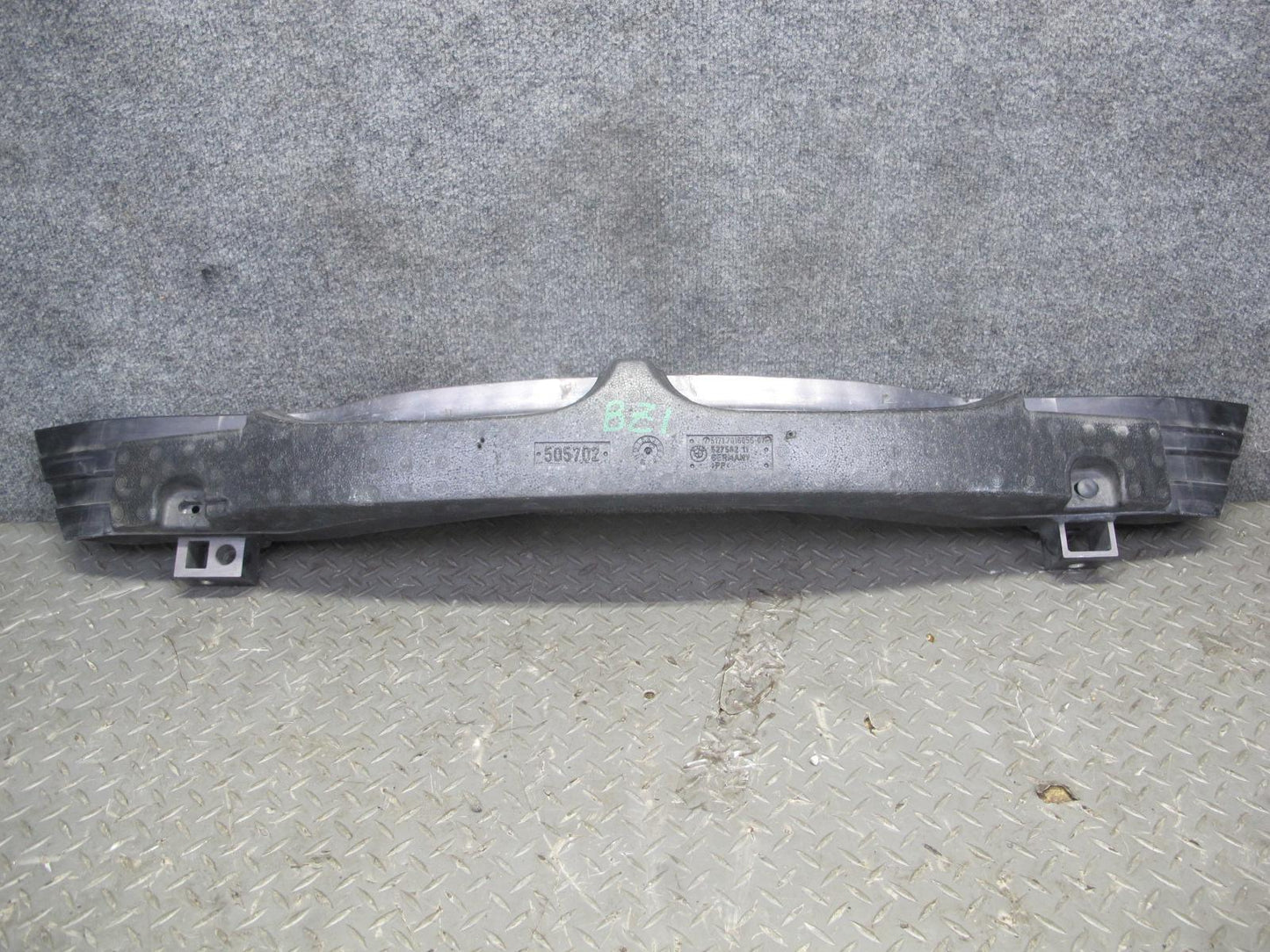 03-08 BMW E86 E85 Z4 Front Bumper Reinforcement Impact Bar w Foam 7016055 OEM
