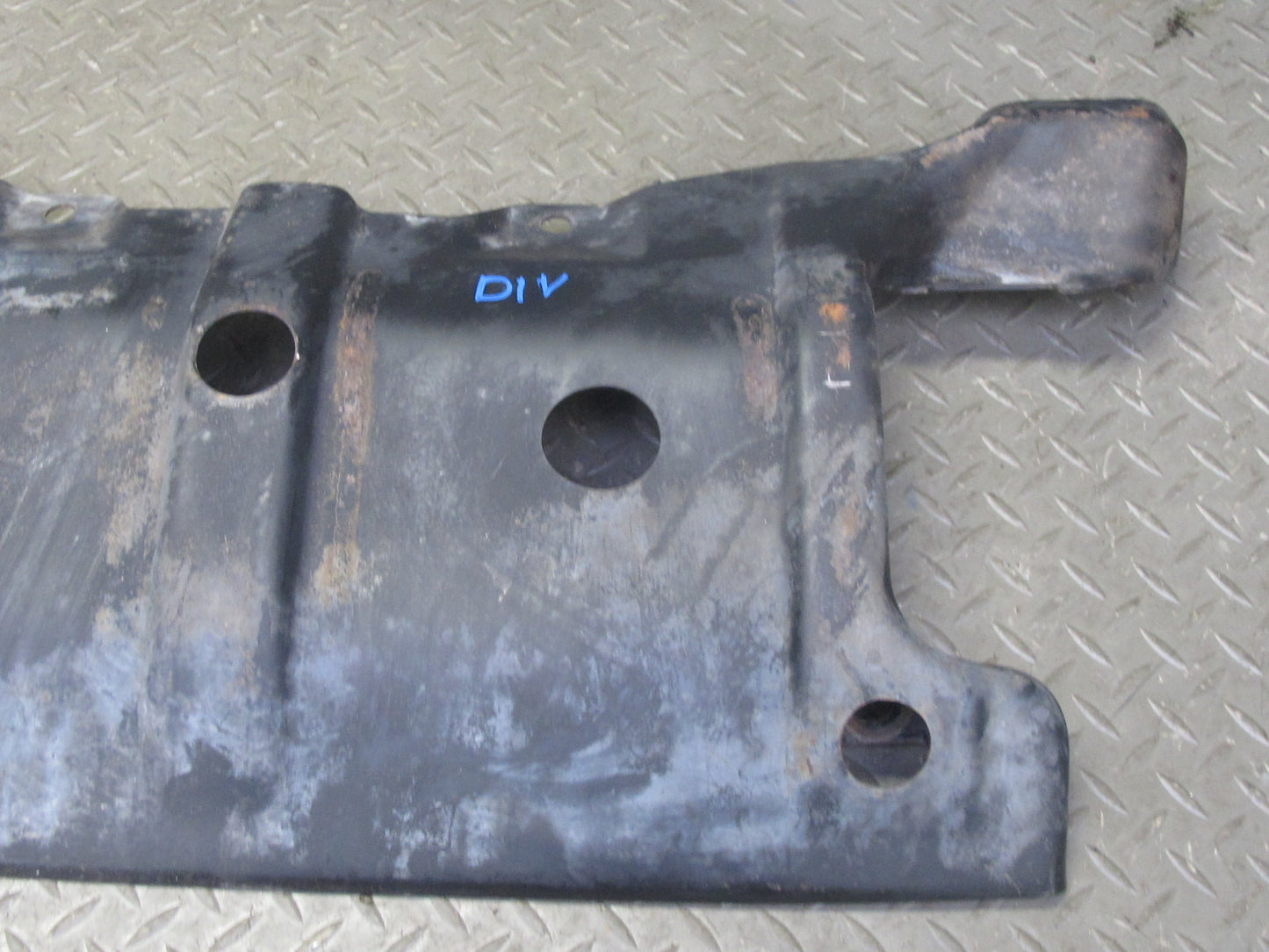 99-01 Isuzu Vehicross Front Lower Radiator Engine Skid Plate Shield OEM