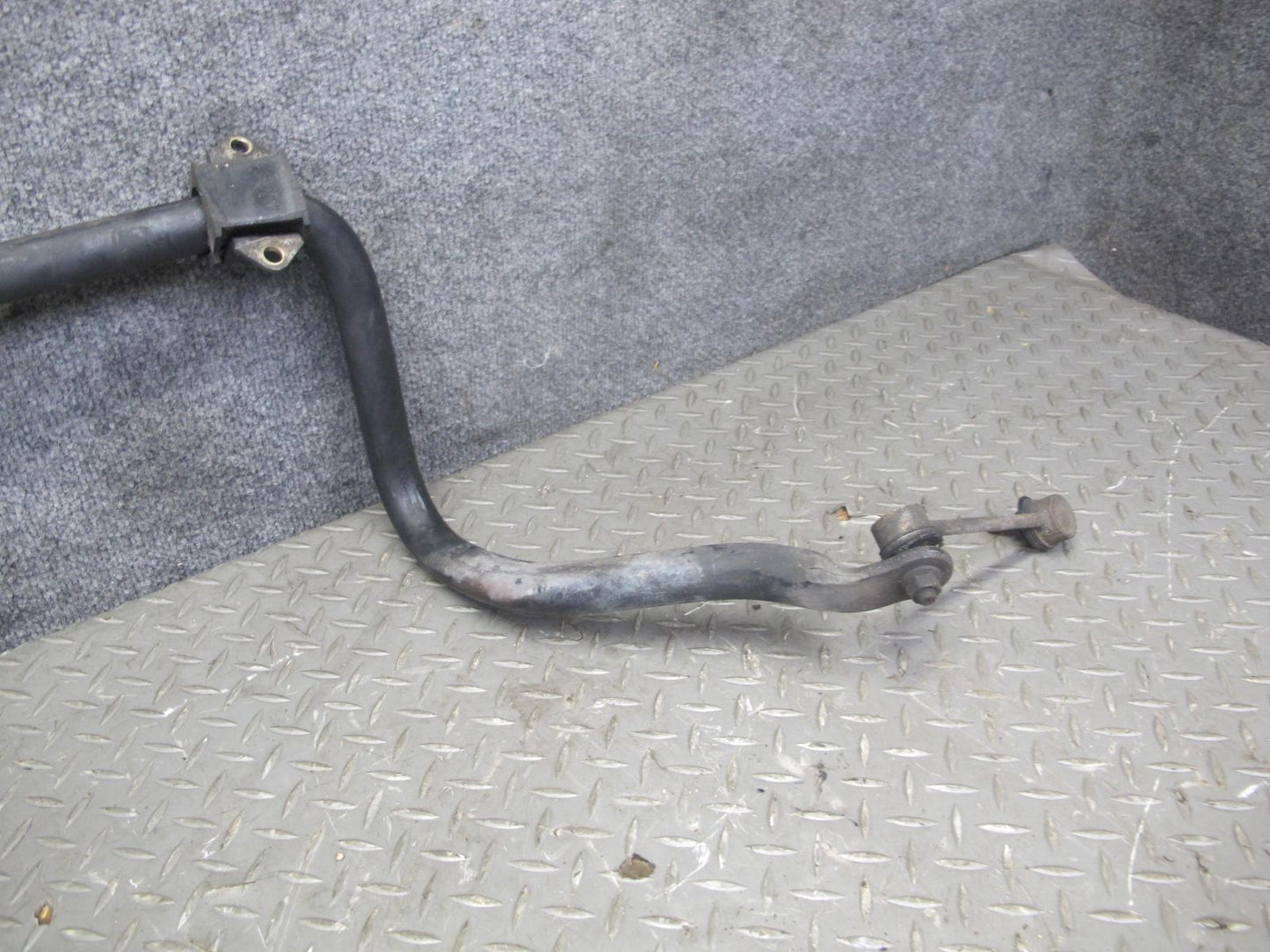 99-01 Isuzu Vehicross Front Suspension Stabilizer Anti Roll Sway Bar w Link OEM