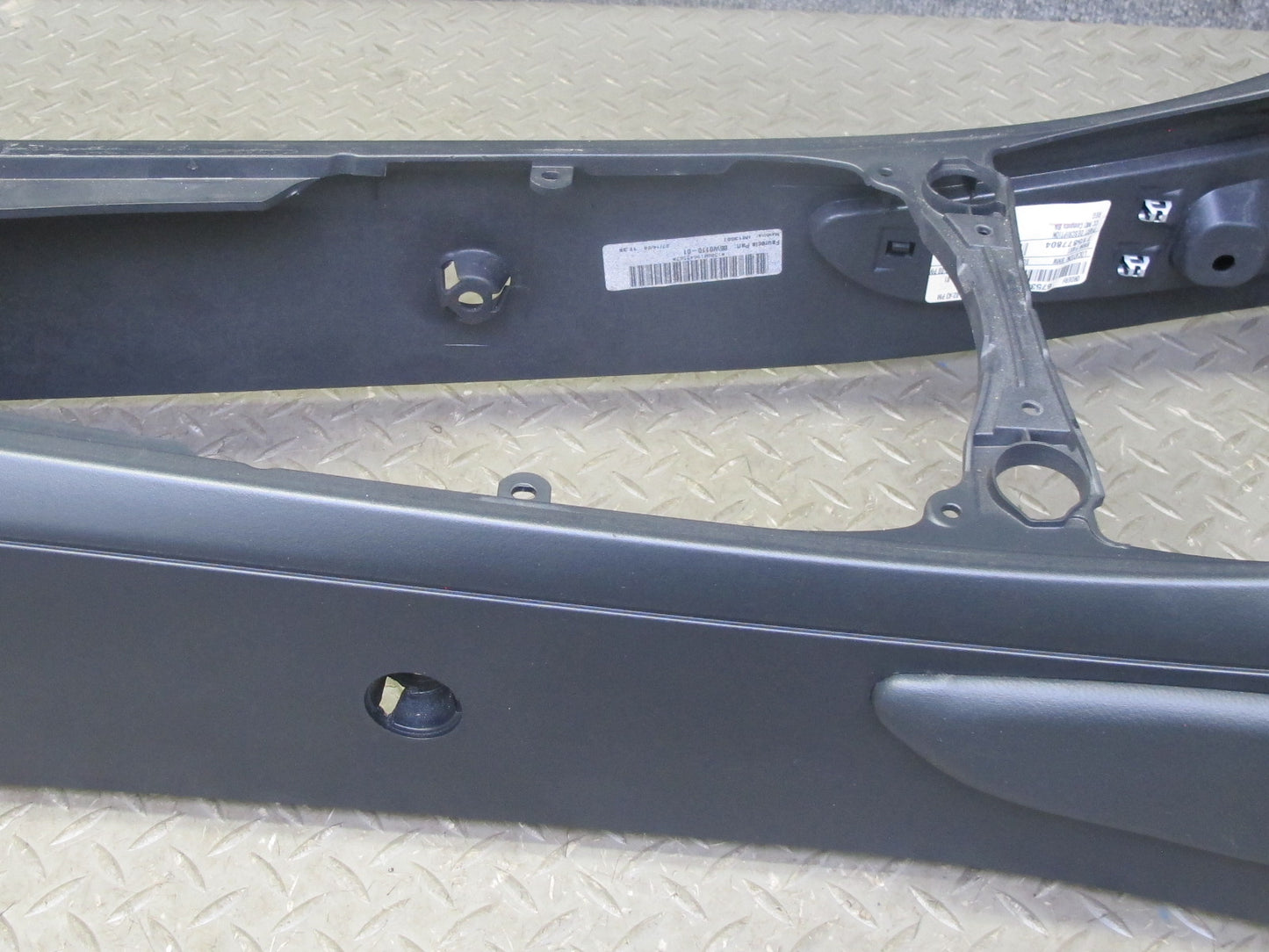 03-08 BMW E86 E85 Z4 Front Center Console Trim Cover Panel Black OEM