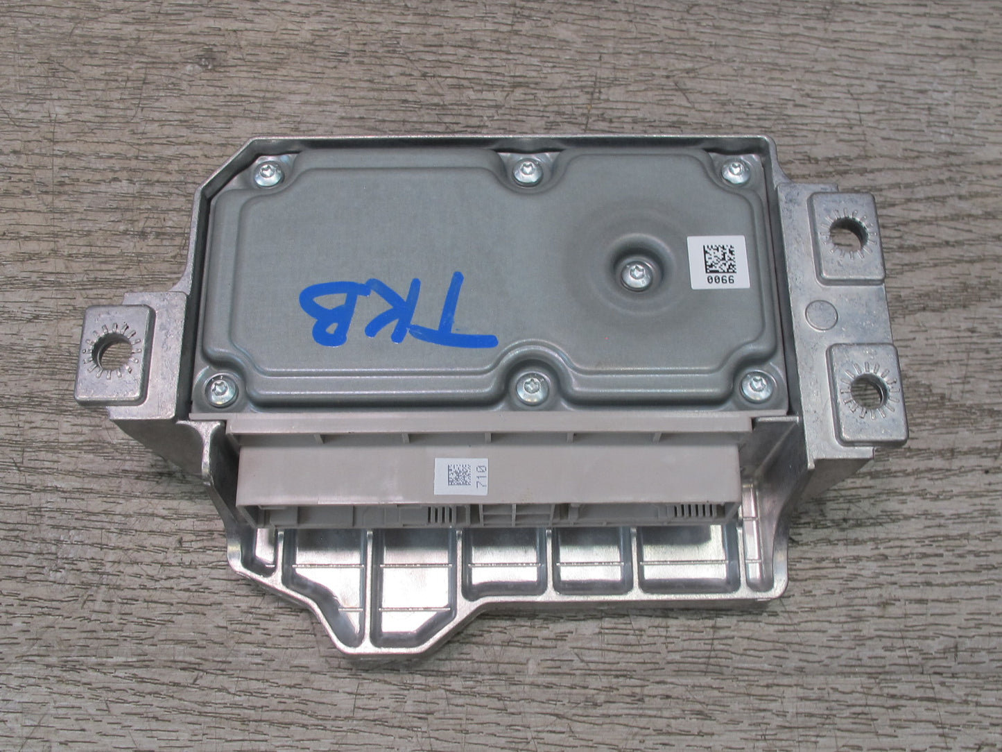 07-13 BMW E90 E92 E93 SRS AIRBAG SENSOR CONTROL MODULE 9166057 OEM