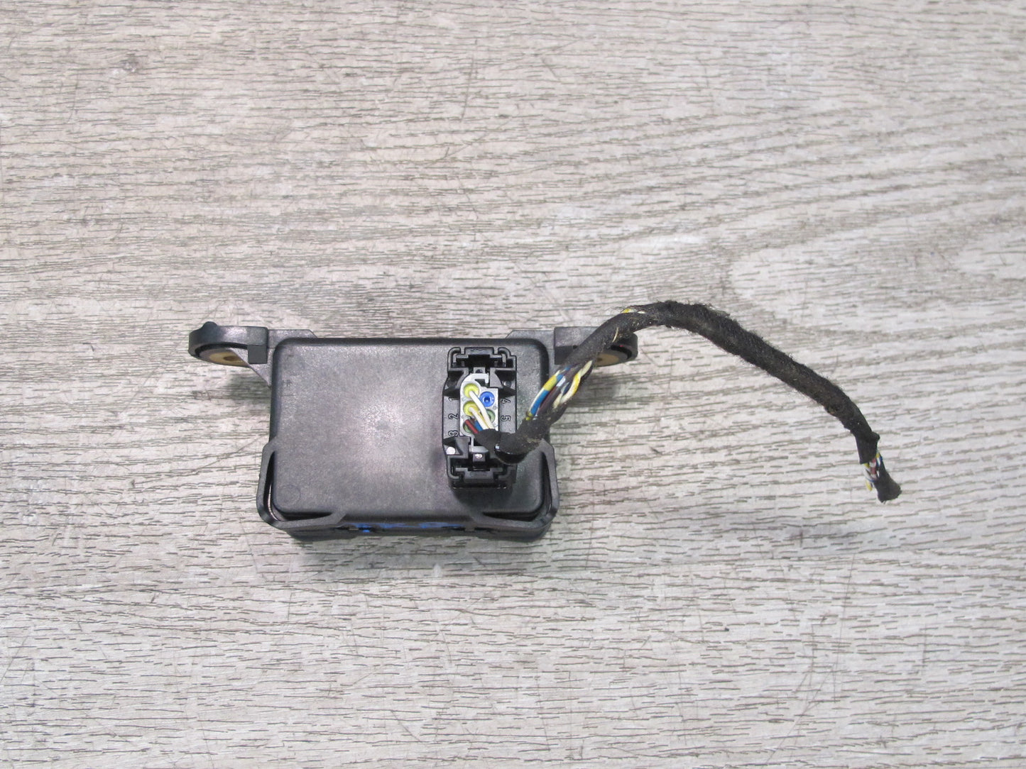 2008-2013 BMW E90 E91 E92 E93 M3 328i 335i YAW Turn Rate Acceleration Sensor