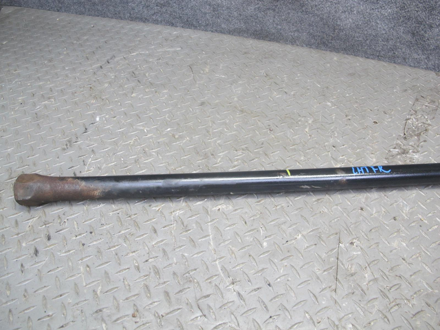 2003-2009 Hummer H2 Front Left or Right Torsion Bar Strut Brace w Mount