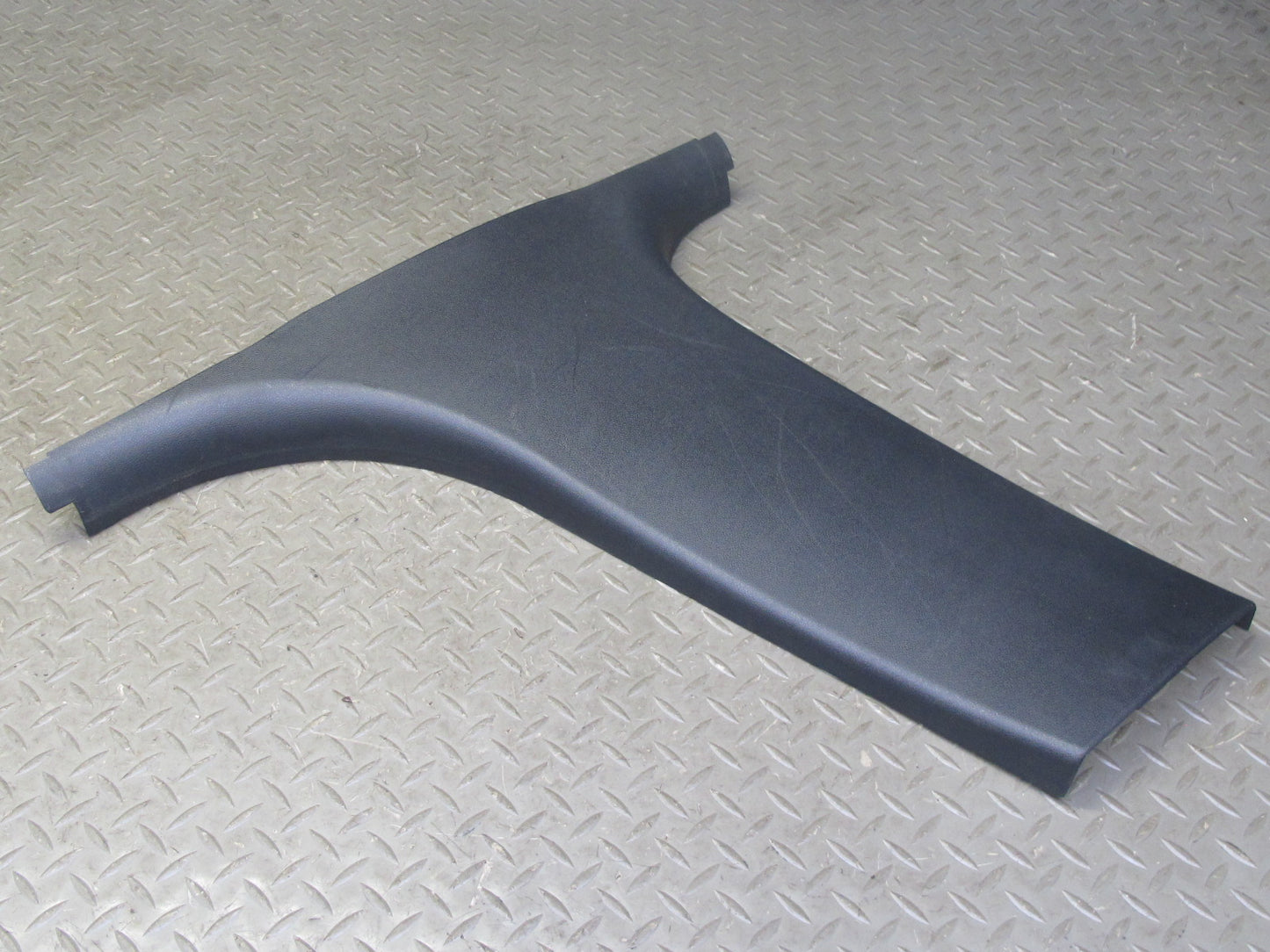 2008-2011 BMW E90 M3 328i 335i Interior B Pillar Lower Trim Panel Set of 2