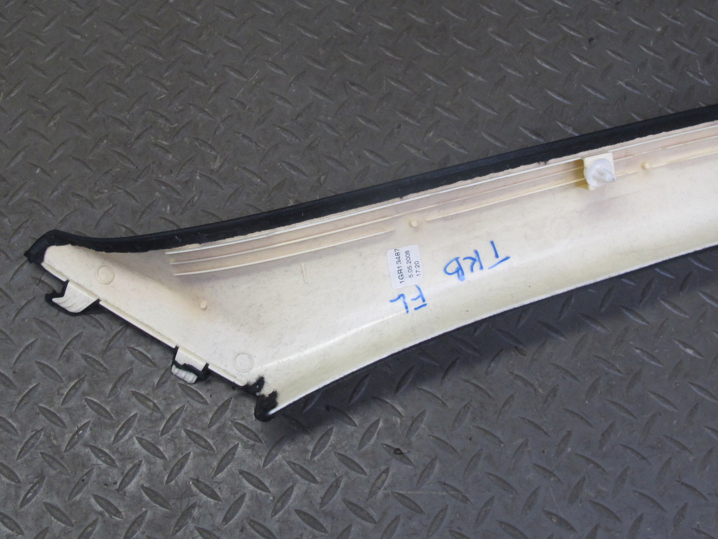 2008-2011 BMW E90 M3 328i 335i Front Interior A Pillar Trim Cover Panel Set of 2