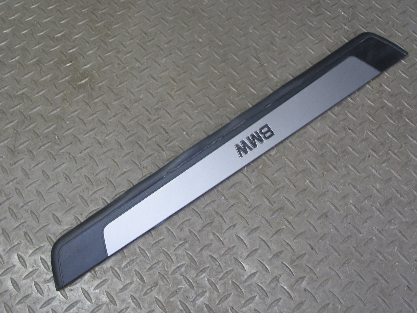 03-16 BMW E89 E86 E85 Z4 Set of 2 Left & Right Door Sill Scuff Plate Trim OEM