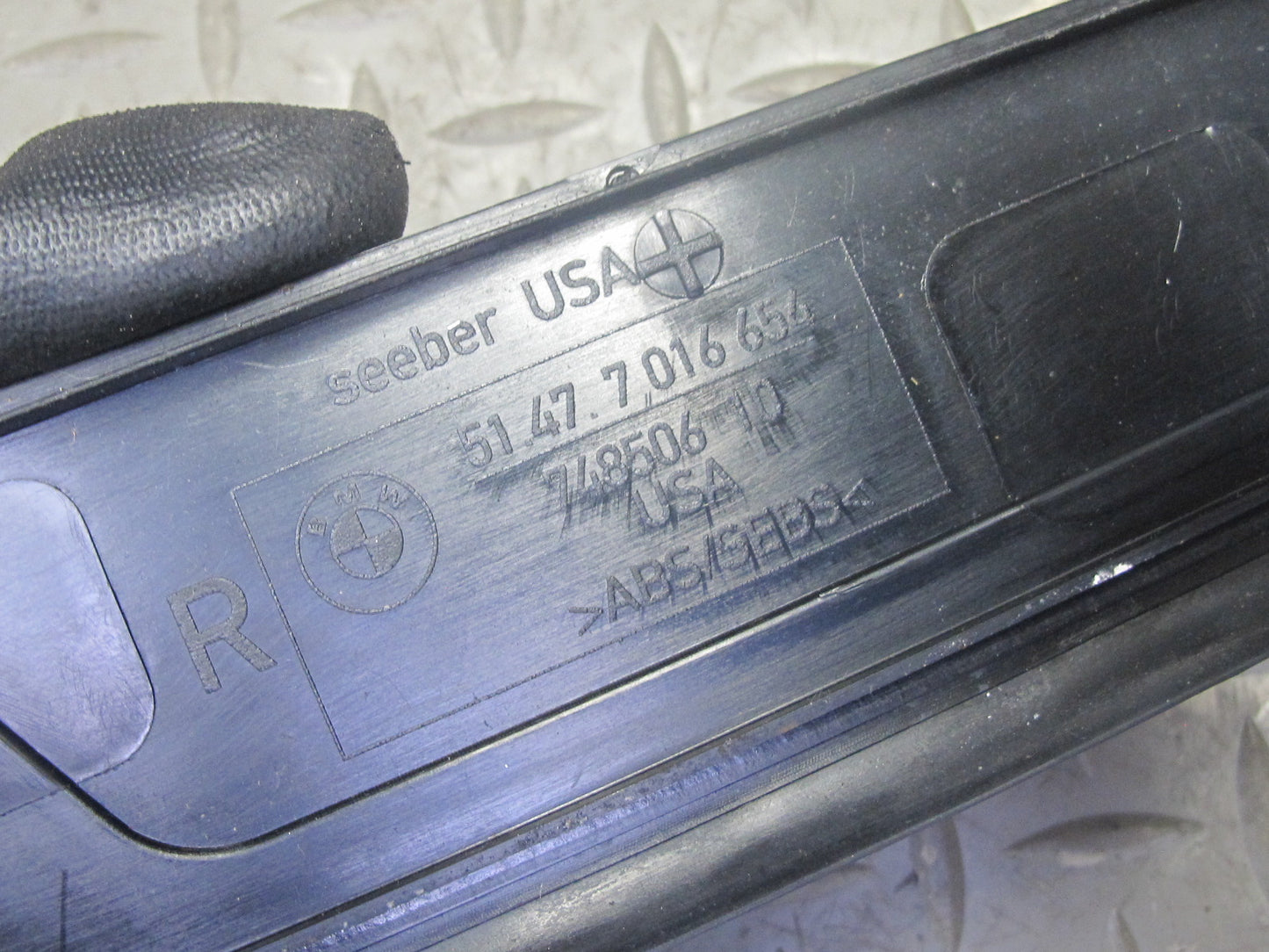 03-16 BMW E89 E86 E85 Z4 Set of 2 Left & Right Door Sill Scuff Plate Trim OEM