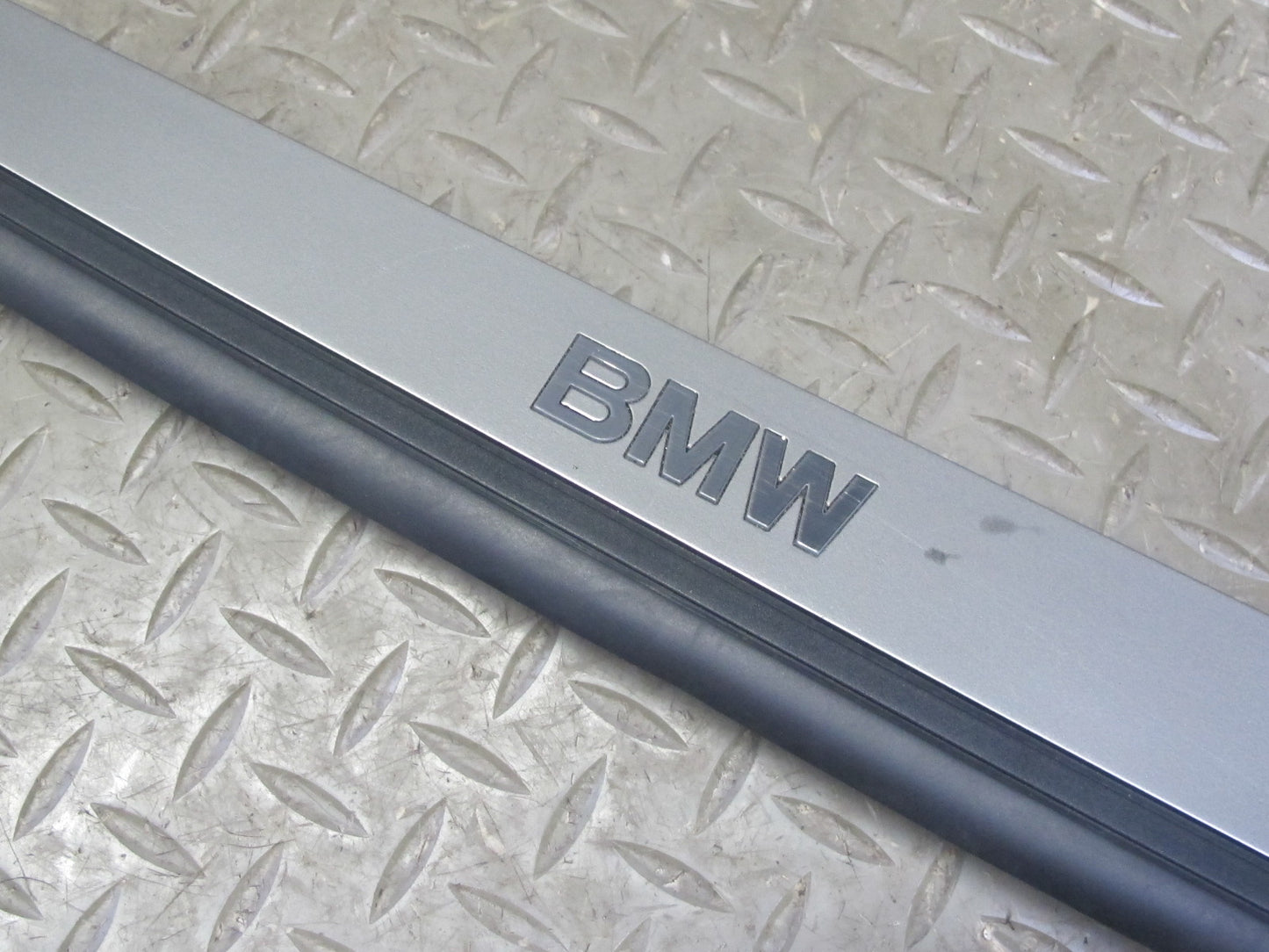 03-16 BMW E89 E86 E85 Z4 Set of 2 Left & Right Door Sill Scuff Plate Trim OEM