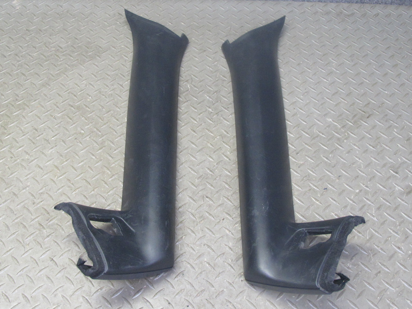 03-08 BMW E85 Z4 Roadster Set of 2 Front Left & Right A Pillar Trim Cover OEM