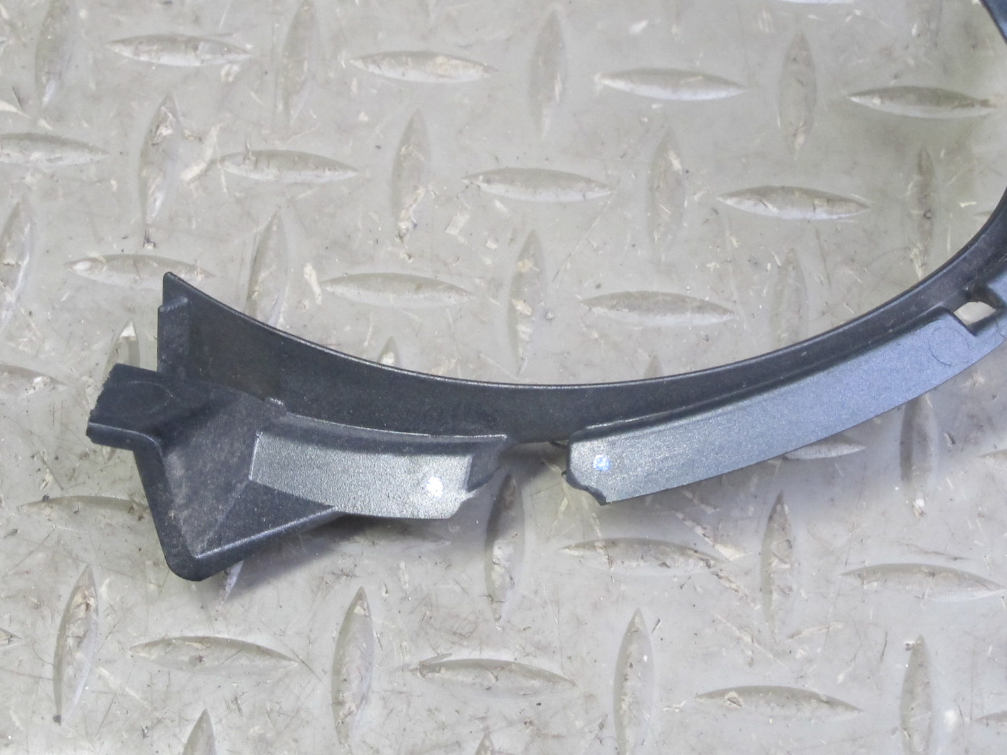 06-08 BMW E85 Z4 Set of 2 Rear Left & Right Tail Light Trim Cover Black OEM
