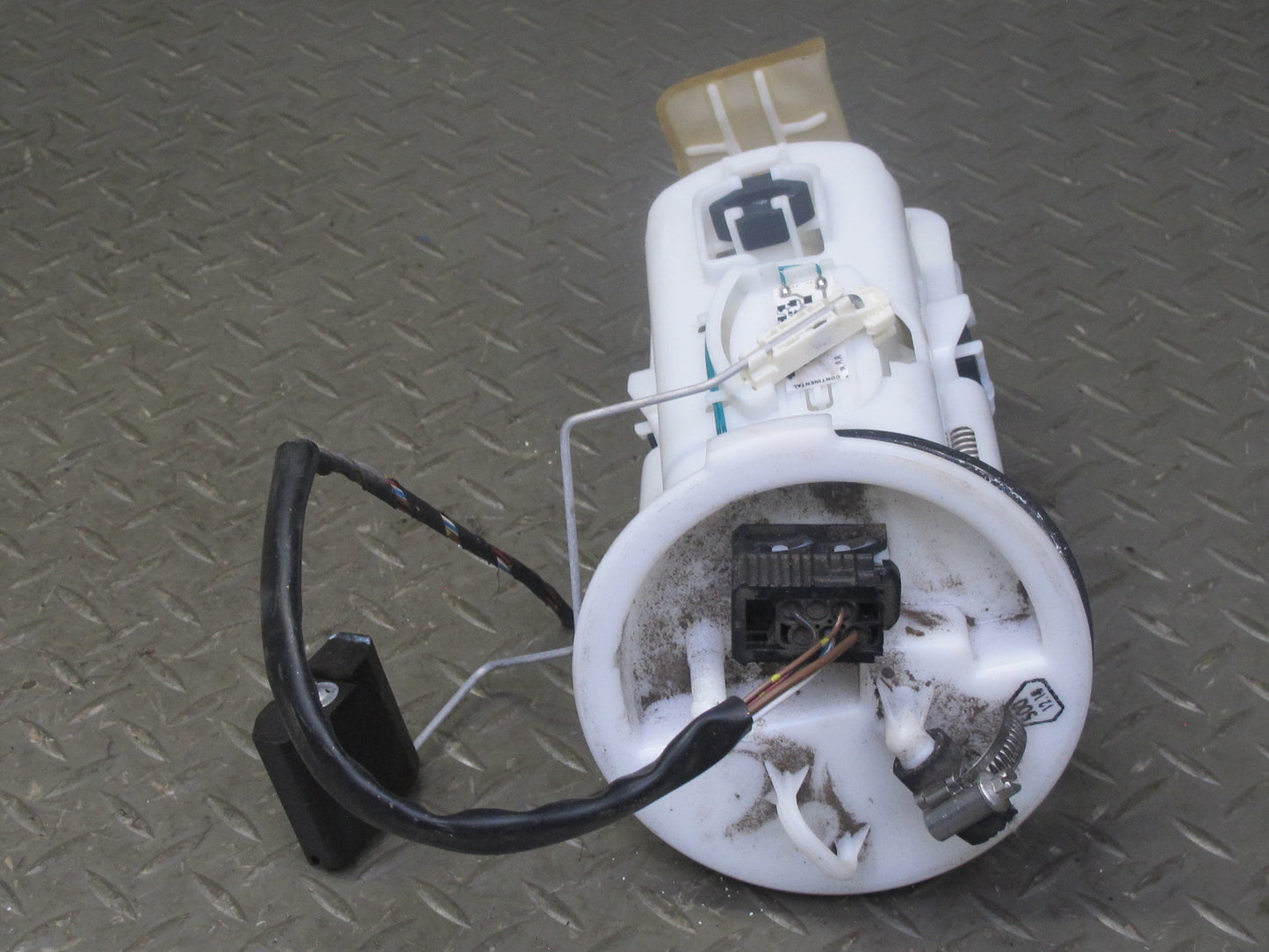 01-06 BMW E46 330i 330Ci 3.0L M54 Fuel Pump Level Sensor Sending Unit Set OEM