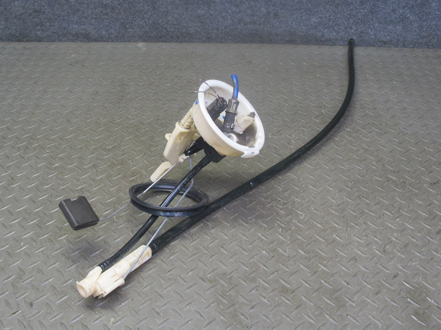 01-06 BMW E46 330i 330Ci 3.0L M54 Fuel Pump Level Sensor Sending Unit Set OEM