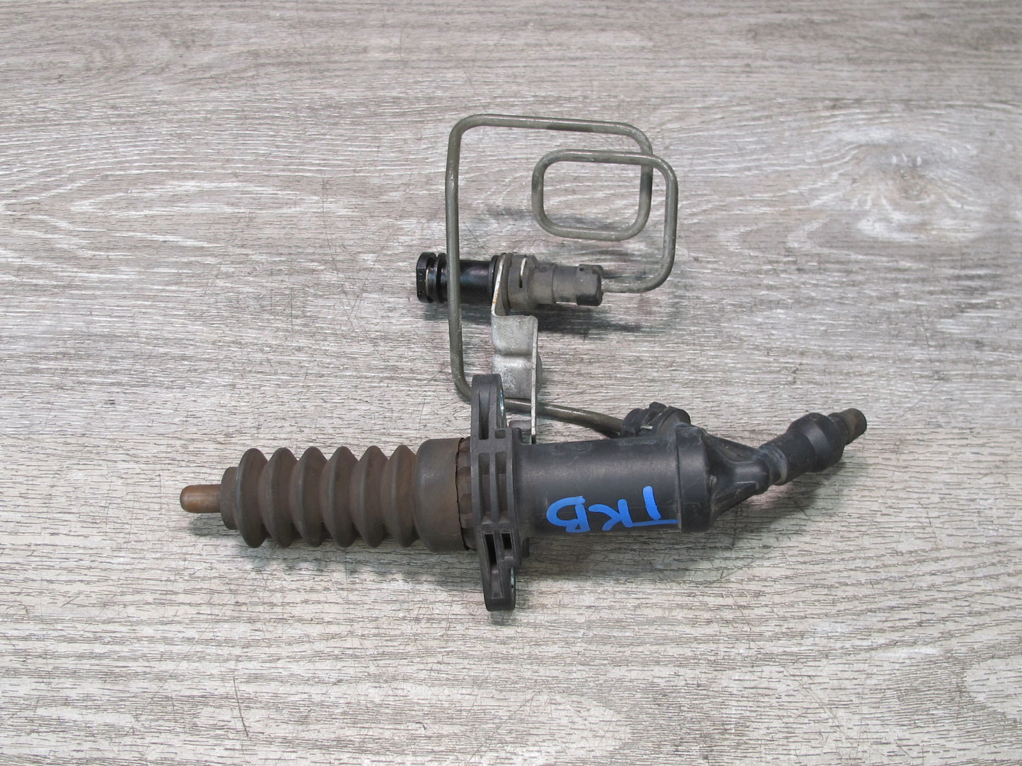 2008-2013 BMW E90 E91 E92 E93 M3 328i 335i Slave Clutch Cylinder 6785964