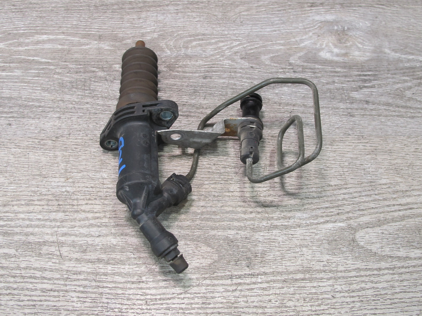 2008-2013 BMW E90 E91 E92 E93 M3 328i 335i Slave Clutch Cylinder 6785964