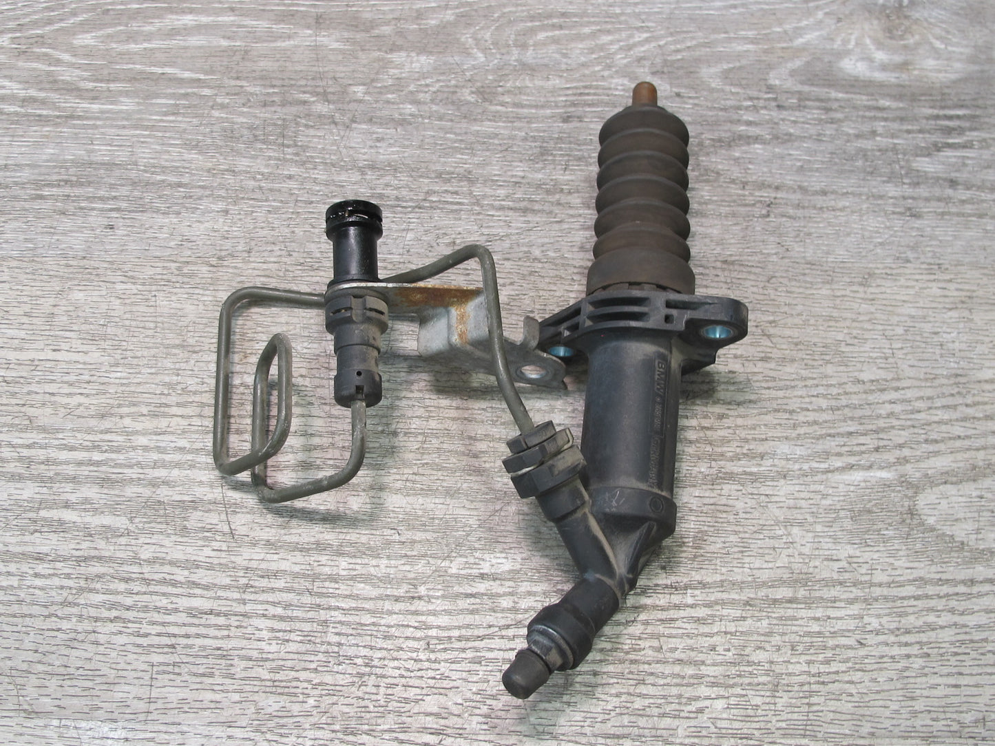 2008-2013 BMW E90 E91 E92 E93 M3 328i 335i Slave Clutch Cylinder 6785964