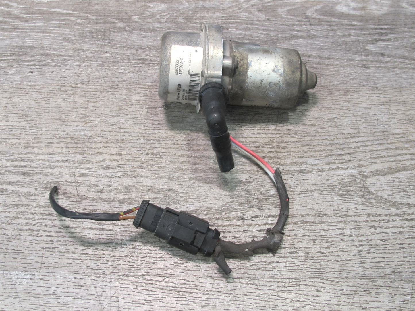 2008-2013 BMW E90 E92 E93 M3 Brake Booster Vacuum Pump 2283333