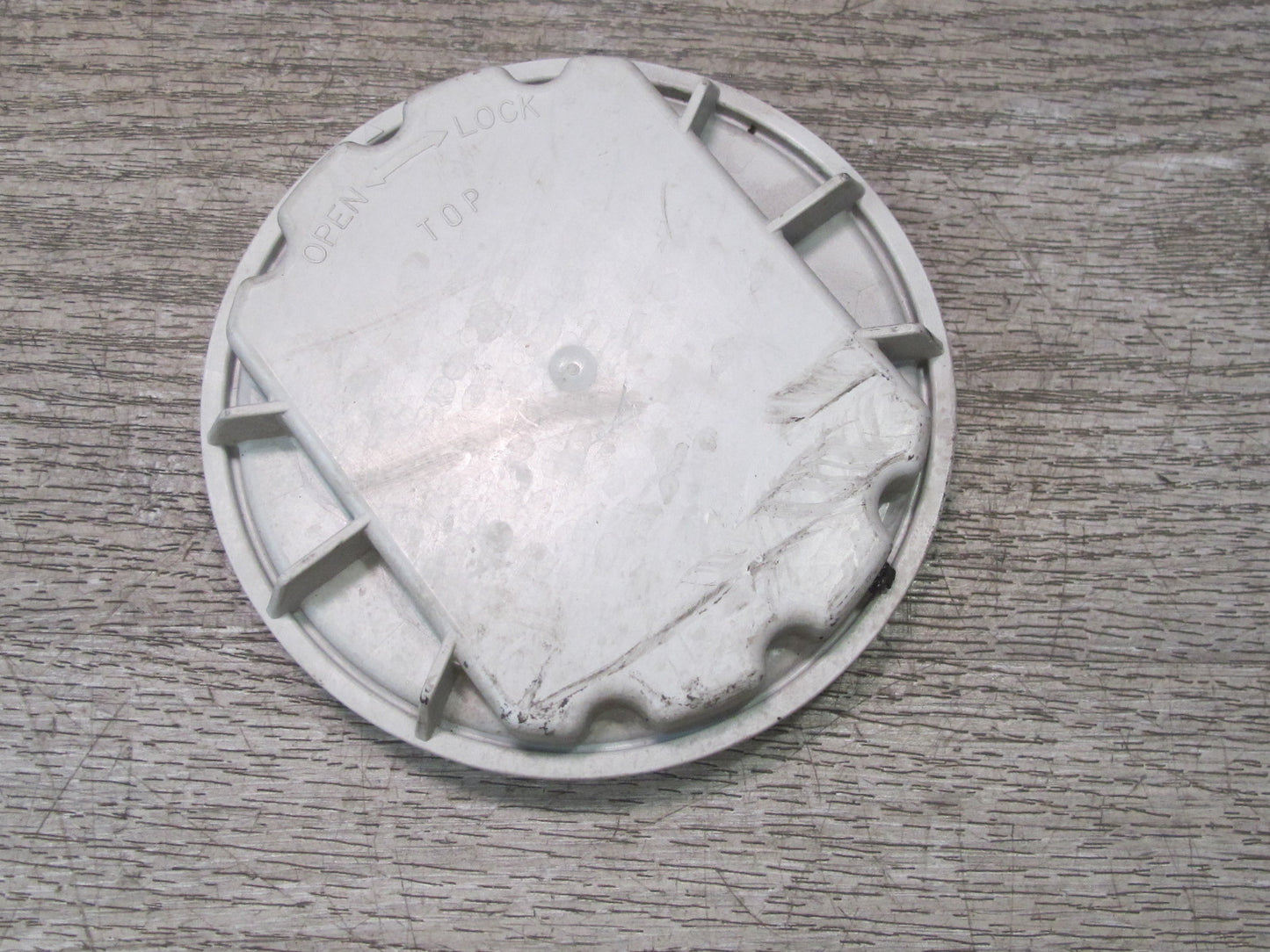 06-09 Nissan 350Z Z33 Front Left or Right Headlight Lamp Bulb Access Cover OEM