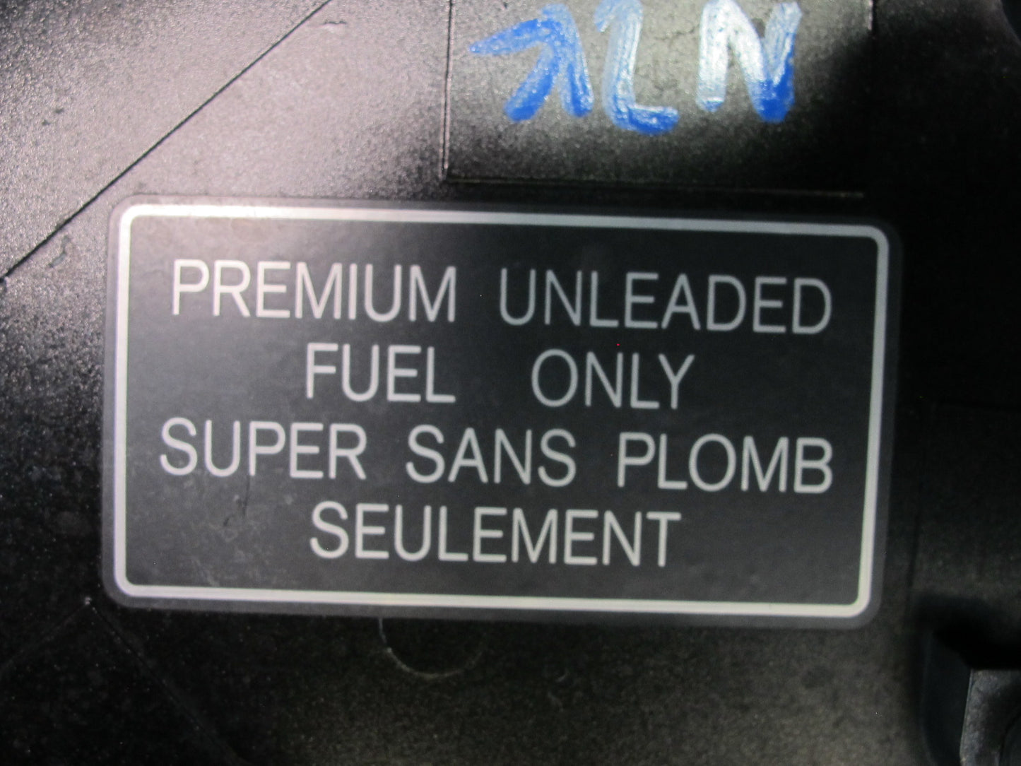 07-09 Nissan 350Z Z33 Convertible Fuel Tank Filler Door Lid Cover Black OEM