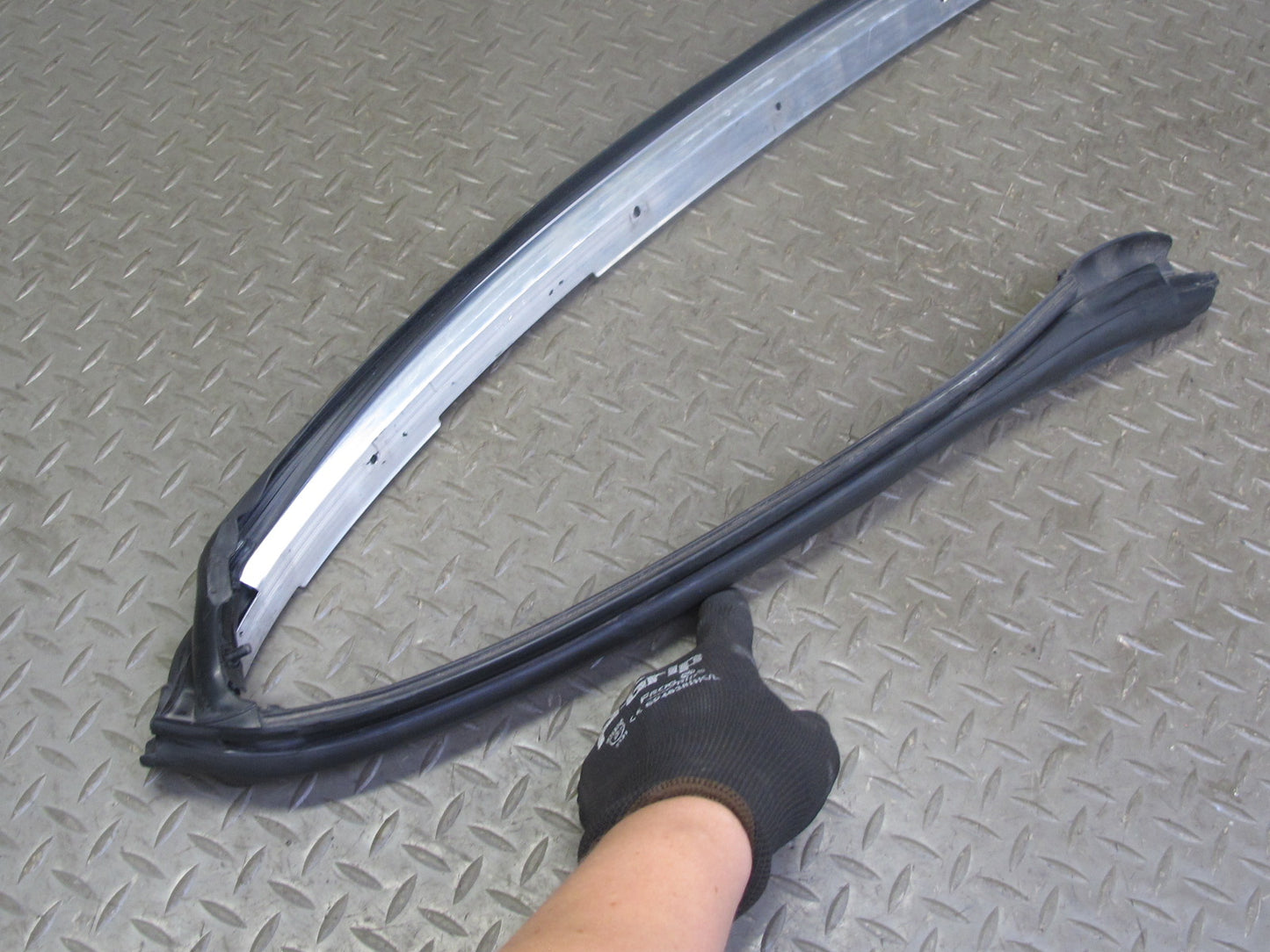 03-08 BMW E85 Z4 Set of 3 Windshield Door Weatherstrip Rubber Seal Cover OEM