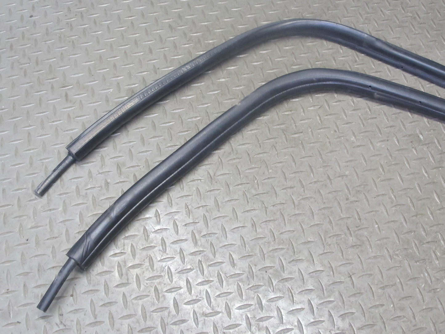 03-08 BMW E85 Z4 Set of 3 Windshield Door Weatherstrip Rubber Seal Cover OEM